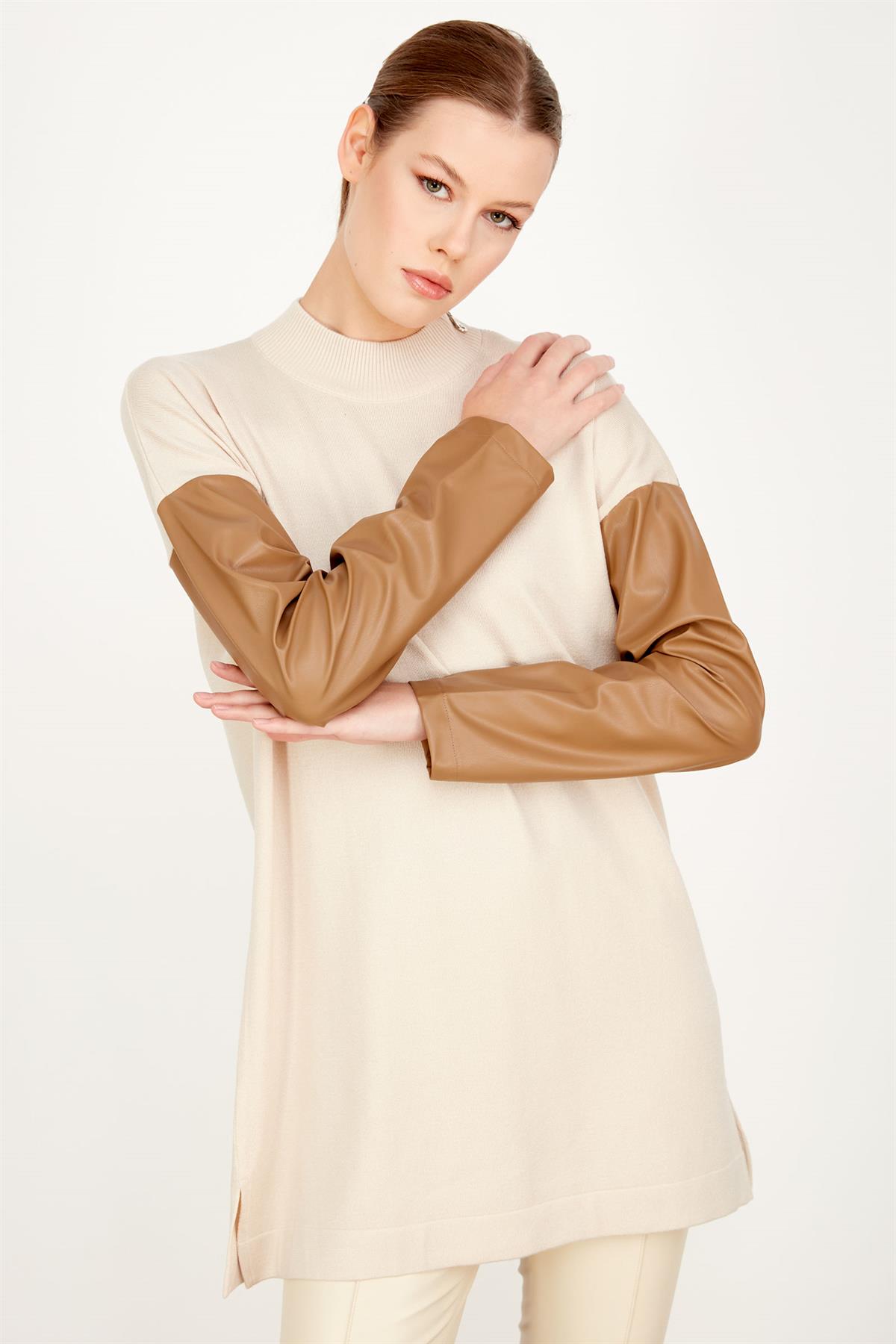 KOLLARI DERİ DETAYLI TUNİK BEJ