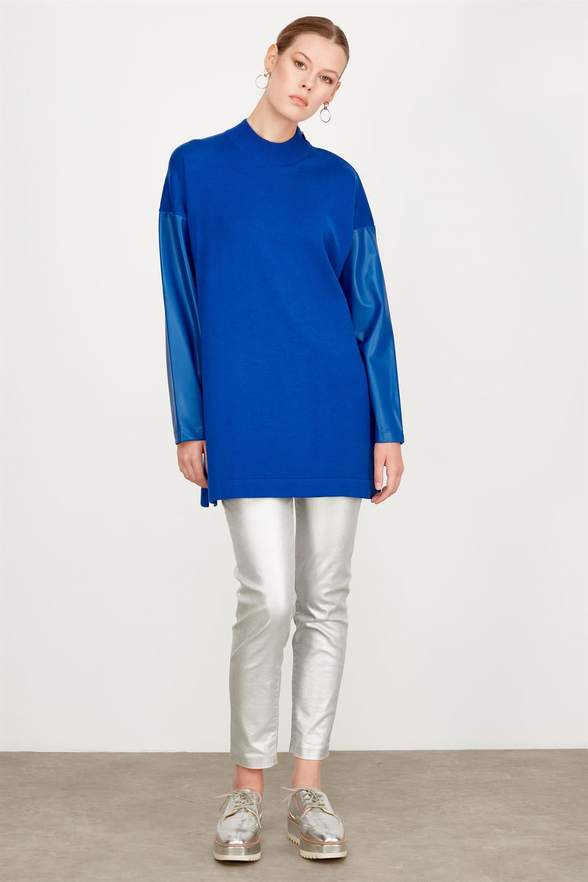 KOLLARI DERİ DETAYLI TUNİK SAKS