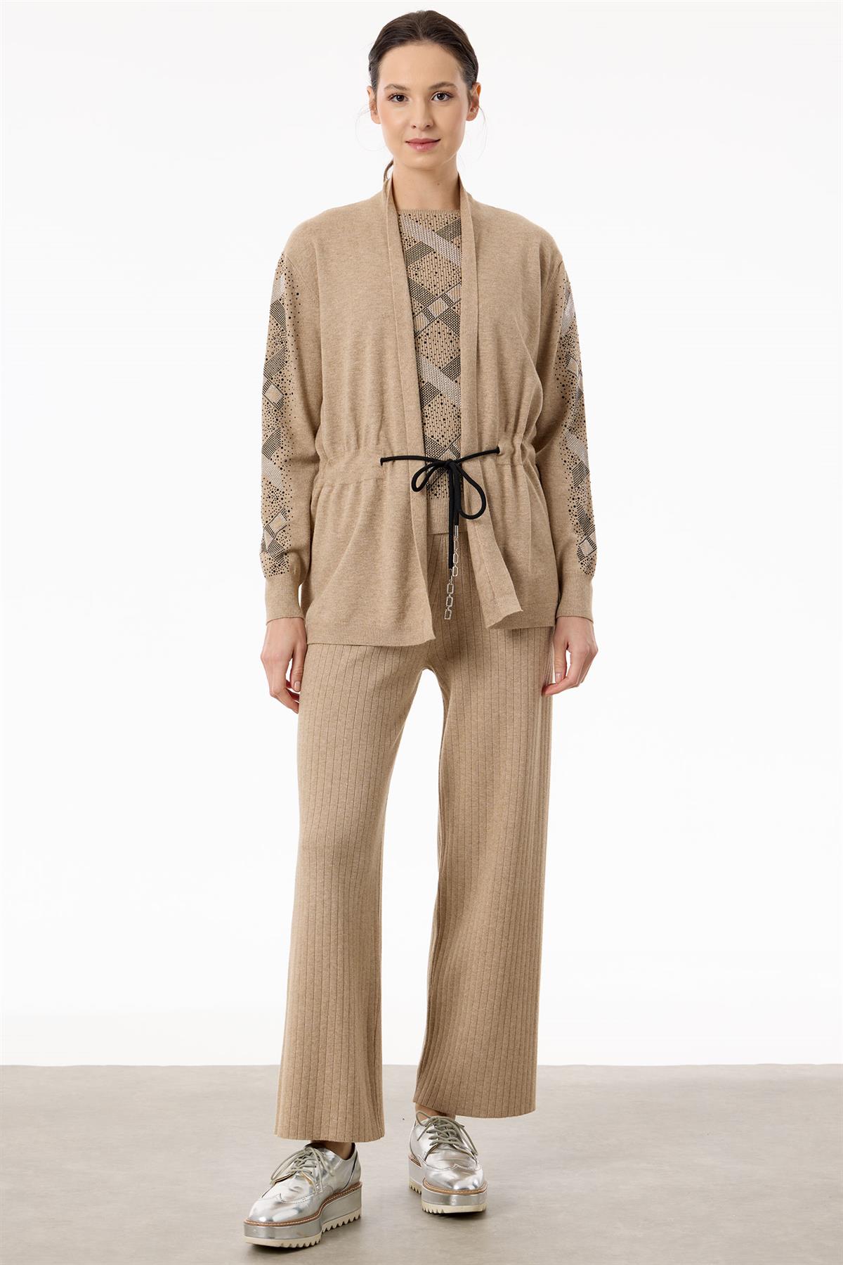 Kolları Taşlı 3lü Triko Takım BEJ