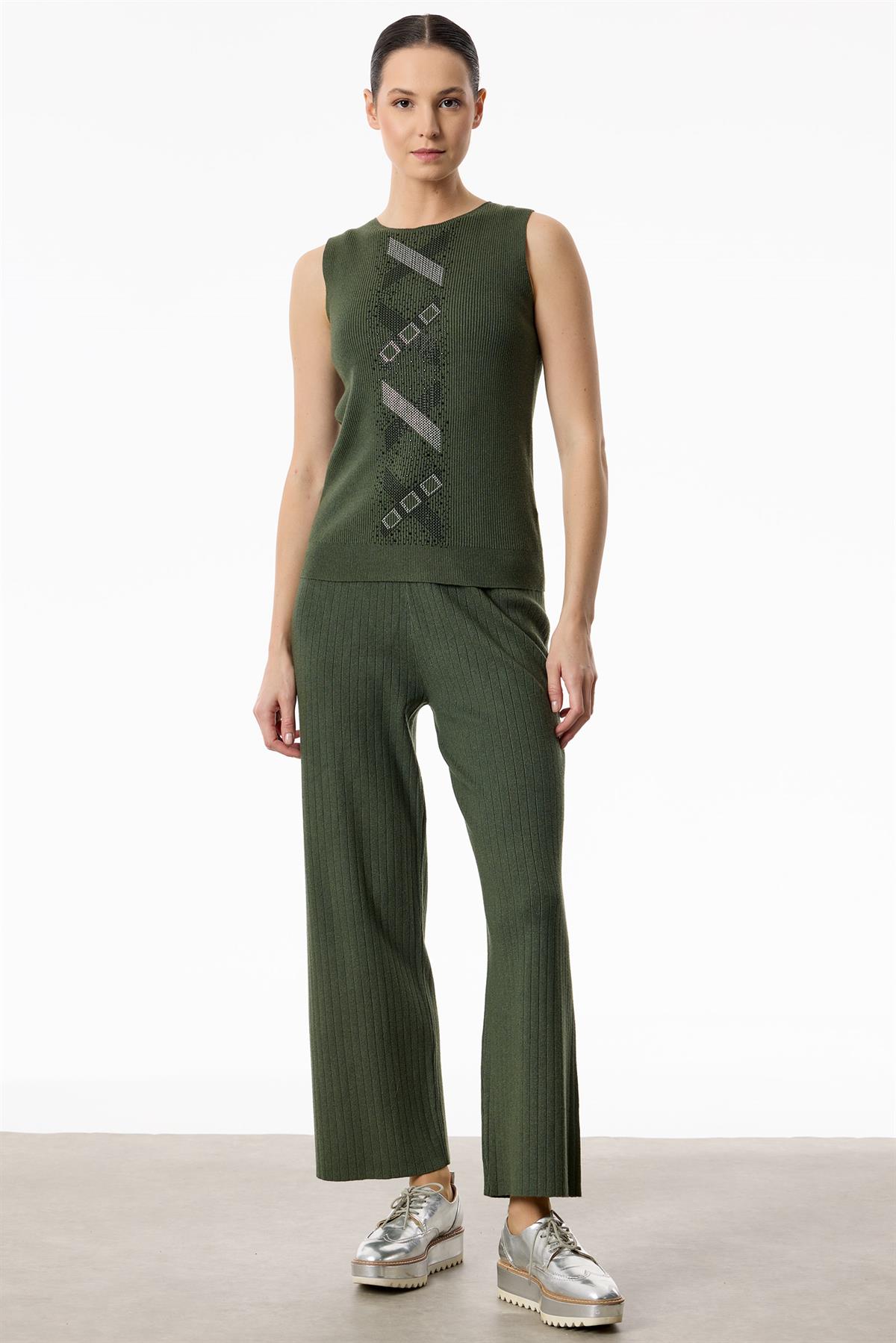 Kolları Taşlı 3lü Triko Takım YEŞİL