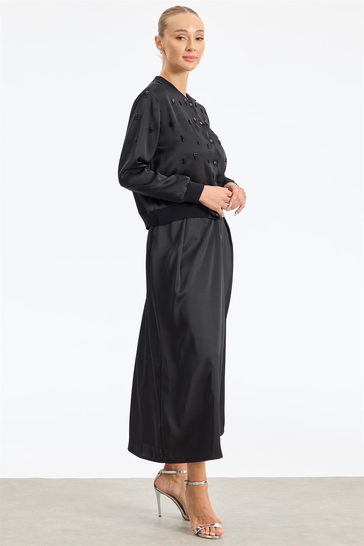 Kristal Boncuk İşlemeli Saten Bomber Etekli Takım SİYAH