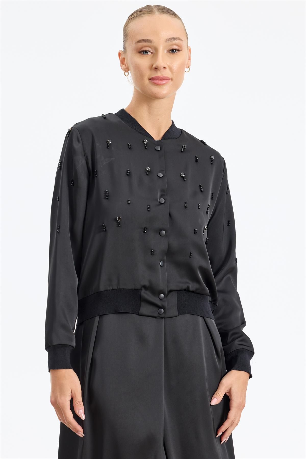 Kristal Boncuk İşlemeli Saten Bomber Etekli Takım SİYAH