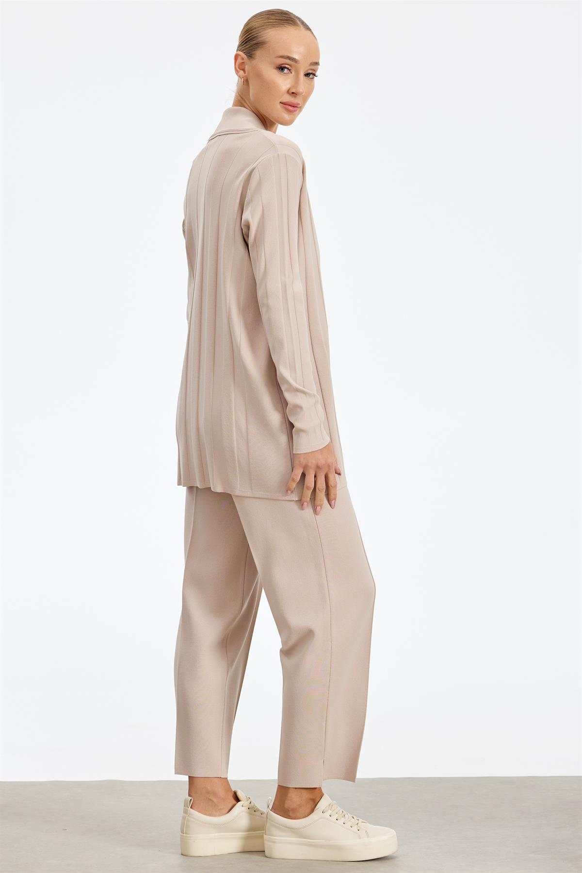 Kruvaze Düğmeli Rayon Takım BEJ