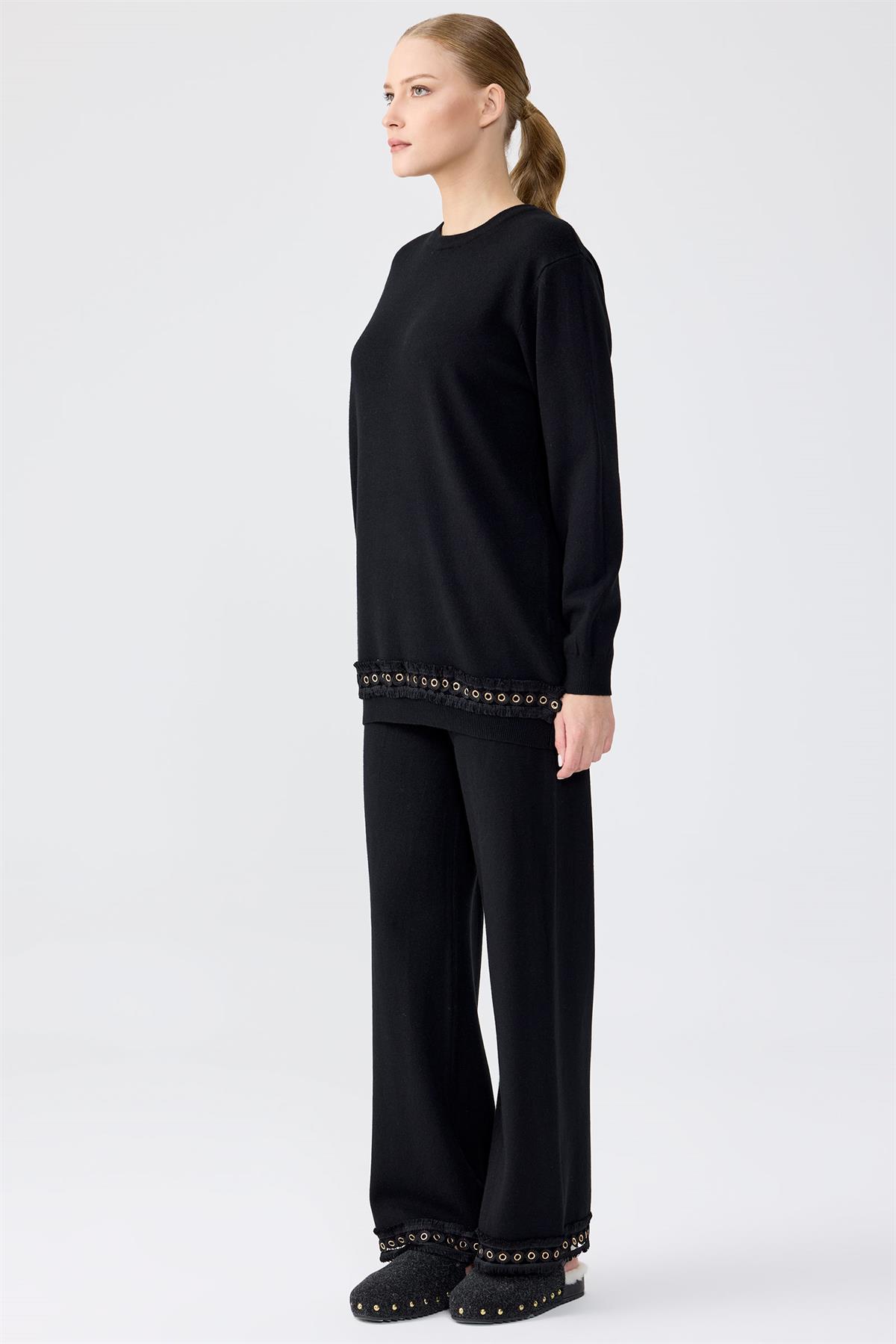 Kuş Gözü Aksesuarlı Pantolonlu Triko Takım SİYAH