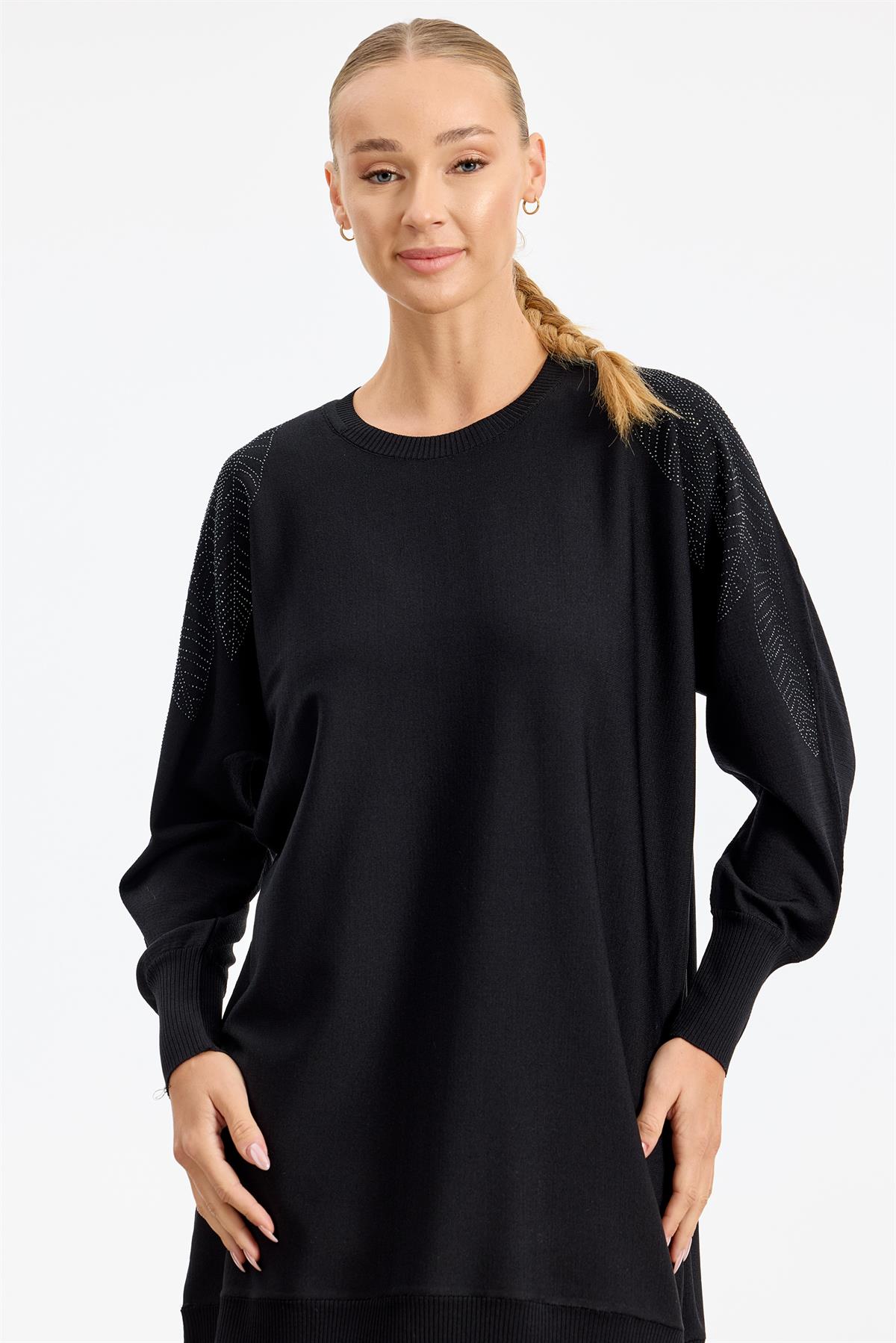 Omzu Yaprak Taş Baskılı Rayon Tunik SİYAH