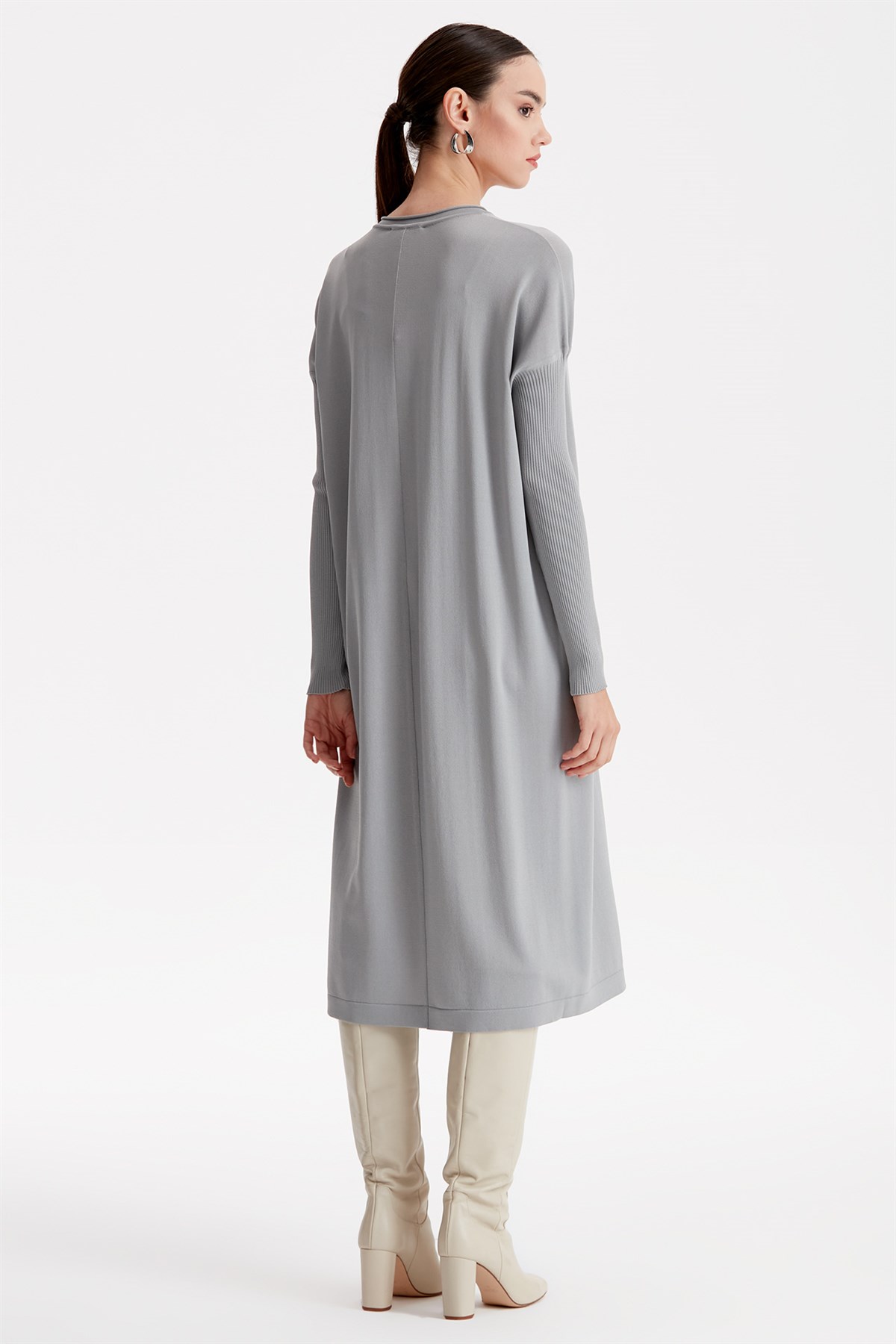 ÖNDEN DÜĞMELİ RAYON HIRKA GRİ