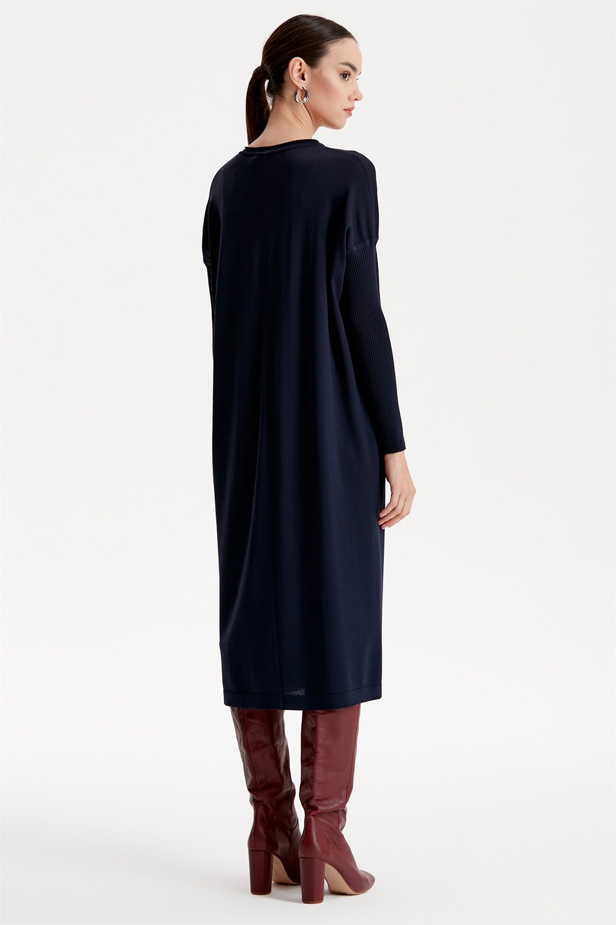 ÖNDEN DÜĞMELİ RAYON HIRKA LACİVERT