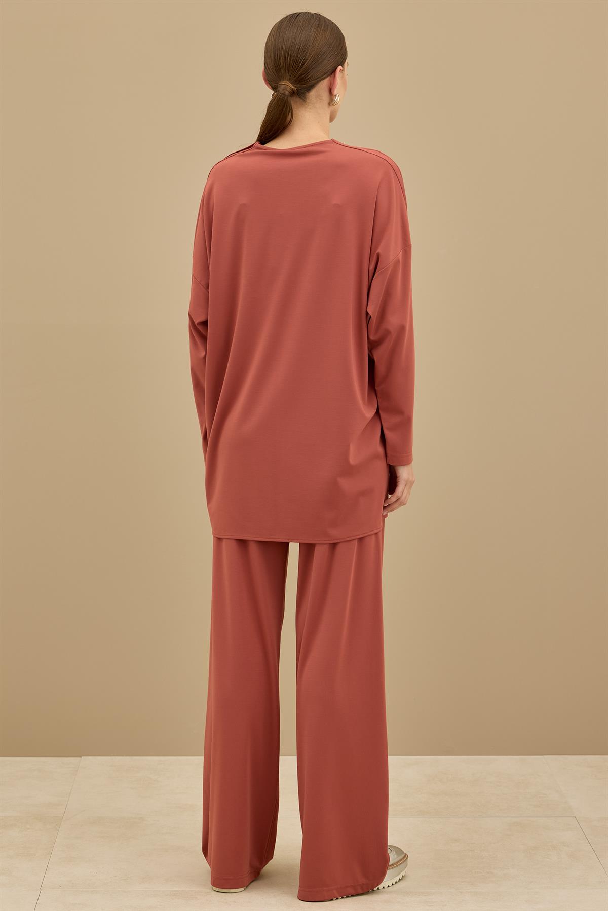 Önü Komple Nervürlü Yanı Dikişsiz Pantolon Takım KİREMİT