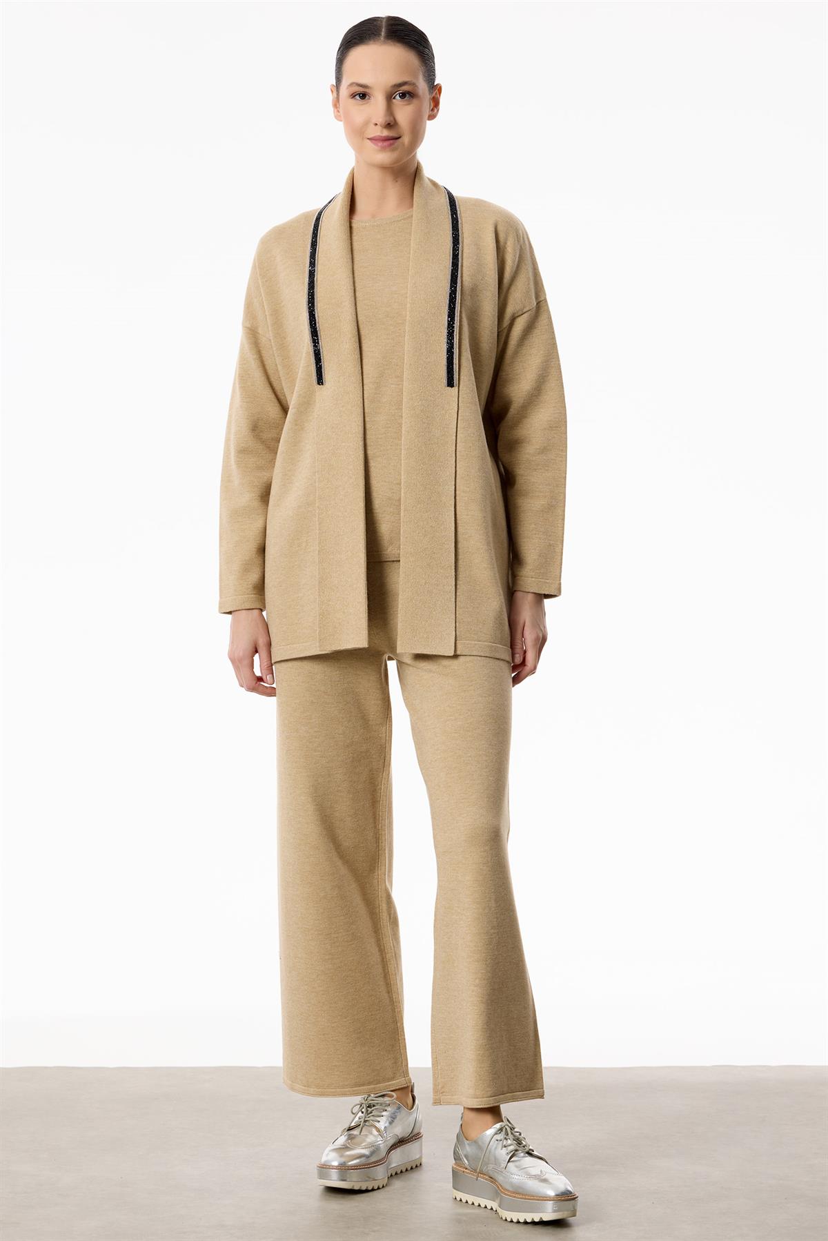 Önü Taş Şeritli 3lü Triko Takım HAKİ