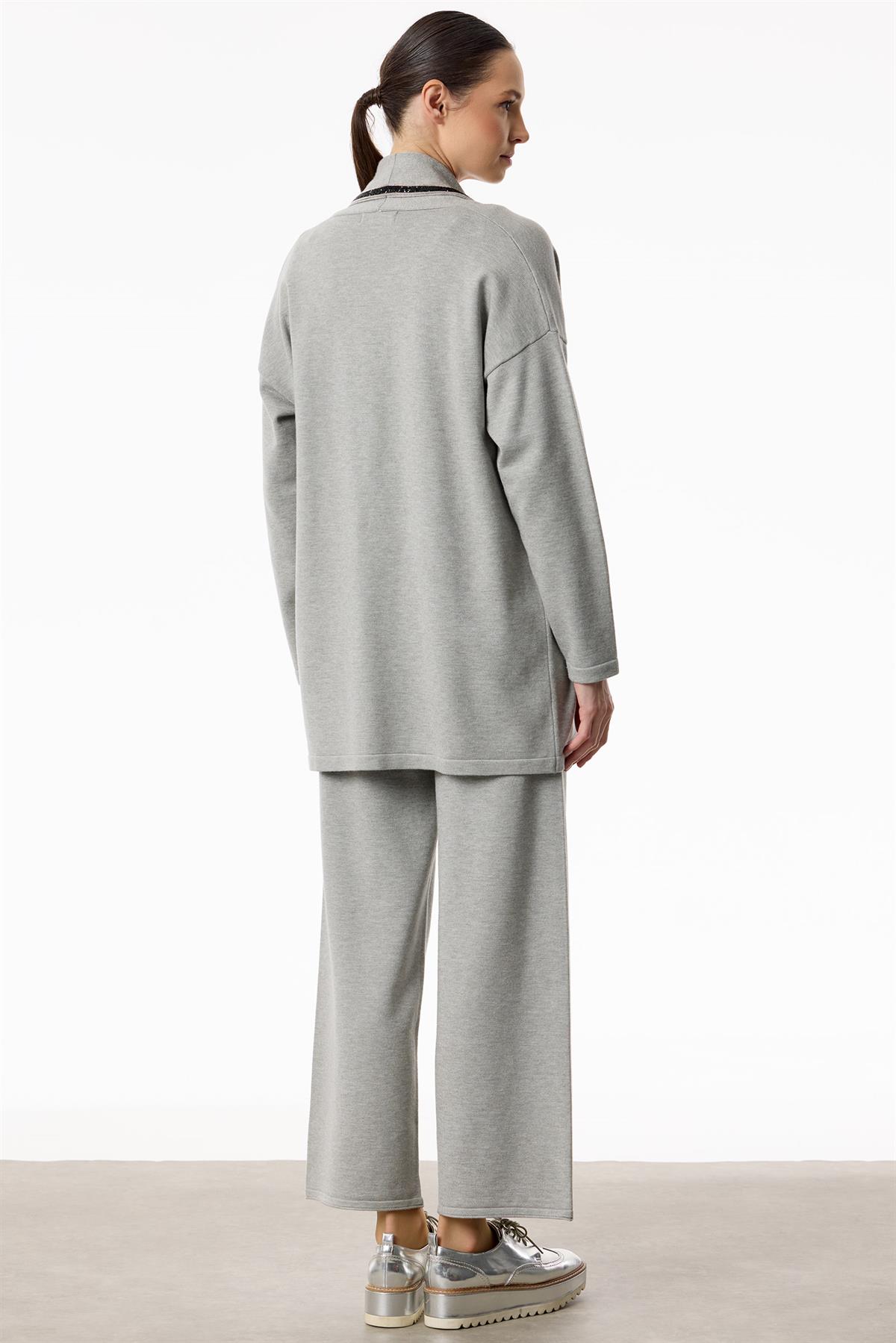 Önü Taş Şeritli 3lü Triko Takım GRİ