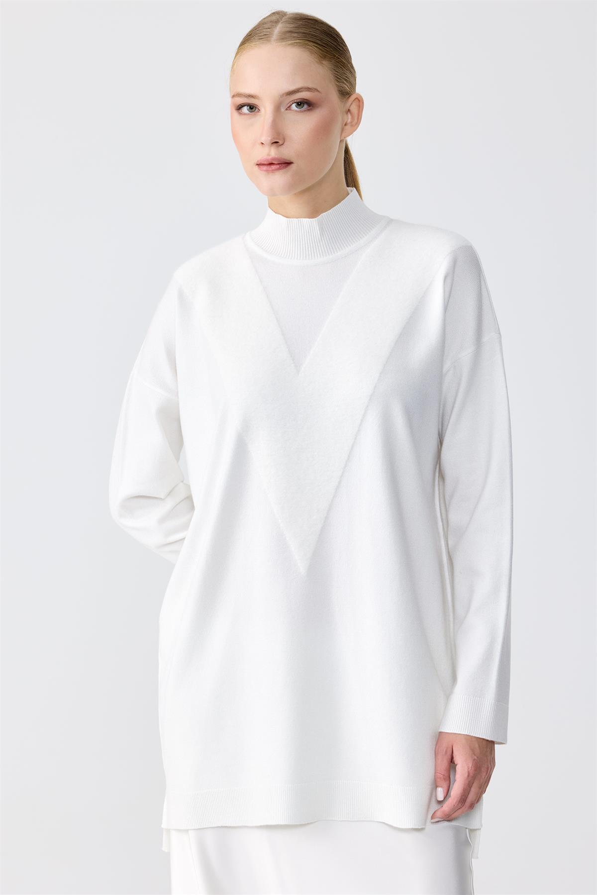 ÖNÜ V MİNK DETAYLI TRİKO TUNİK EKRU