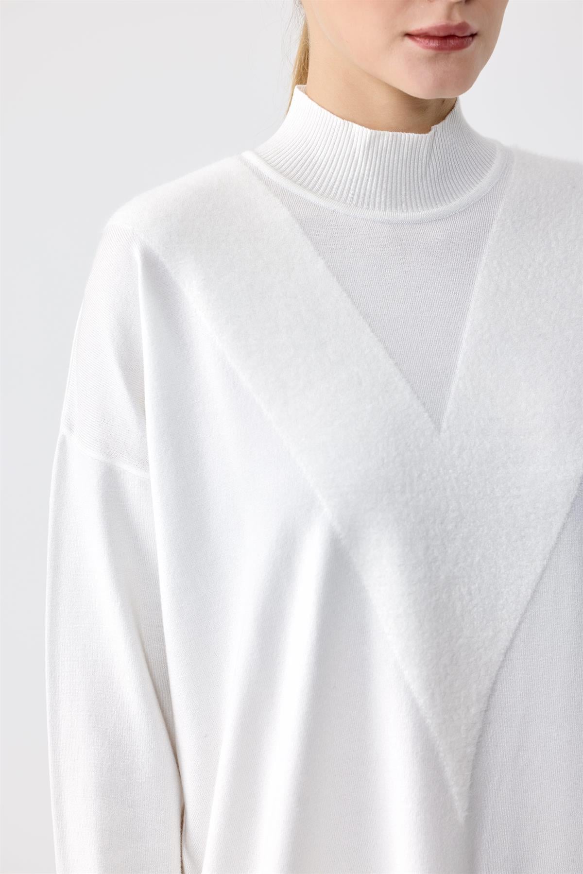 ÖNÜ V MİNK DETAYLI TRİKO TUNİK EKRU