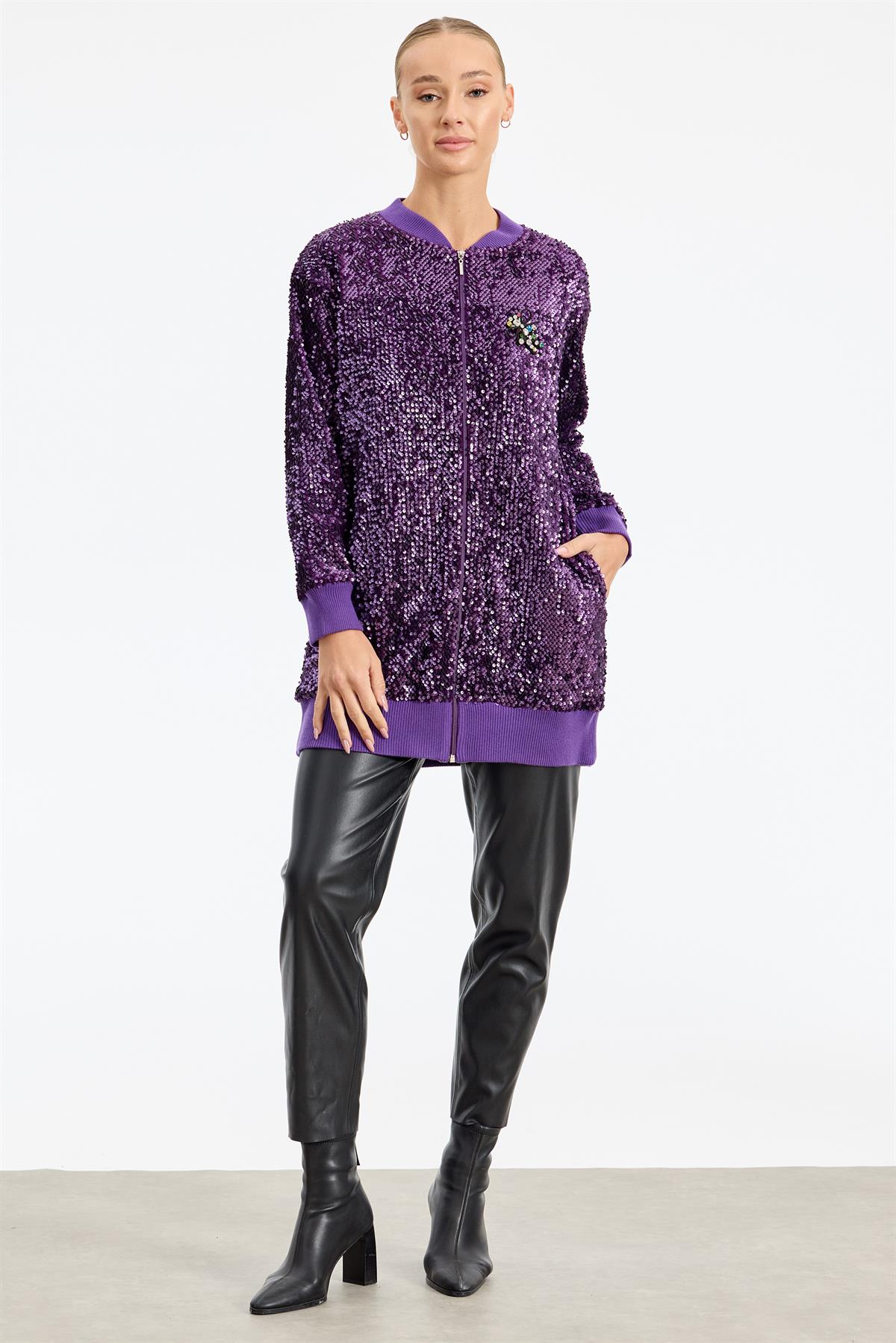 RİBANA DETAYLI PULLU BOMBER CEKET MOR