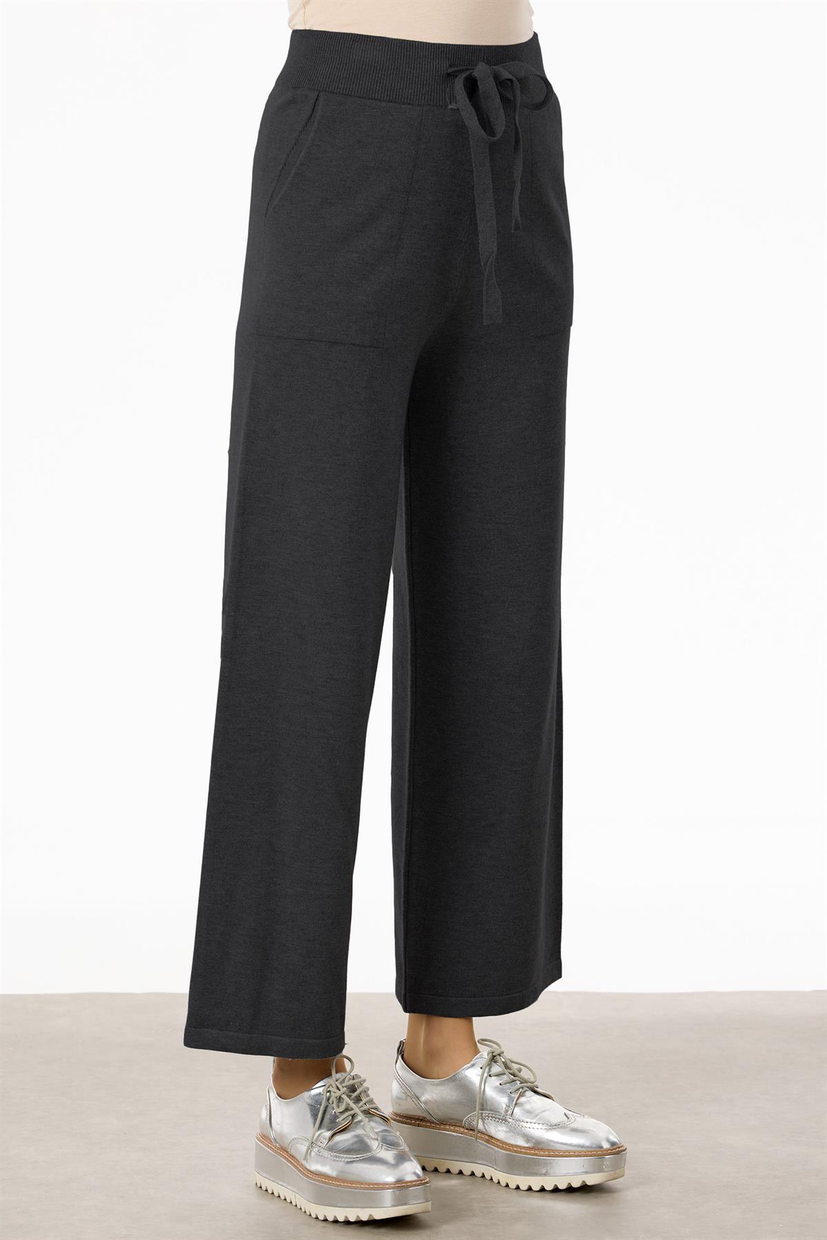 Saç Örgüsü Üzerine Taş Baskılı Pantolonlu Triko Takım SİYAH