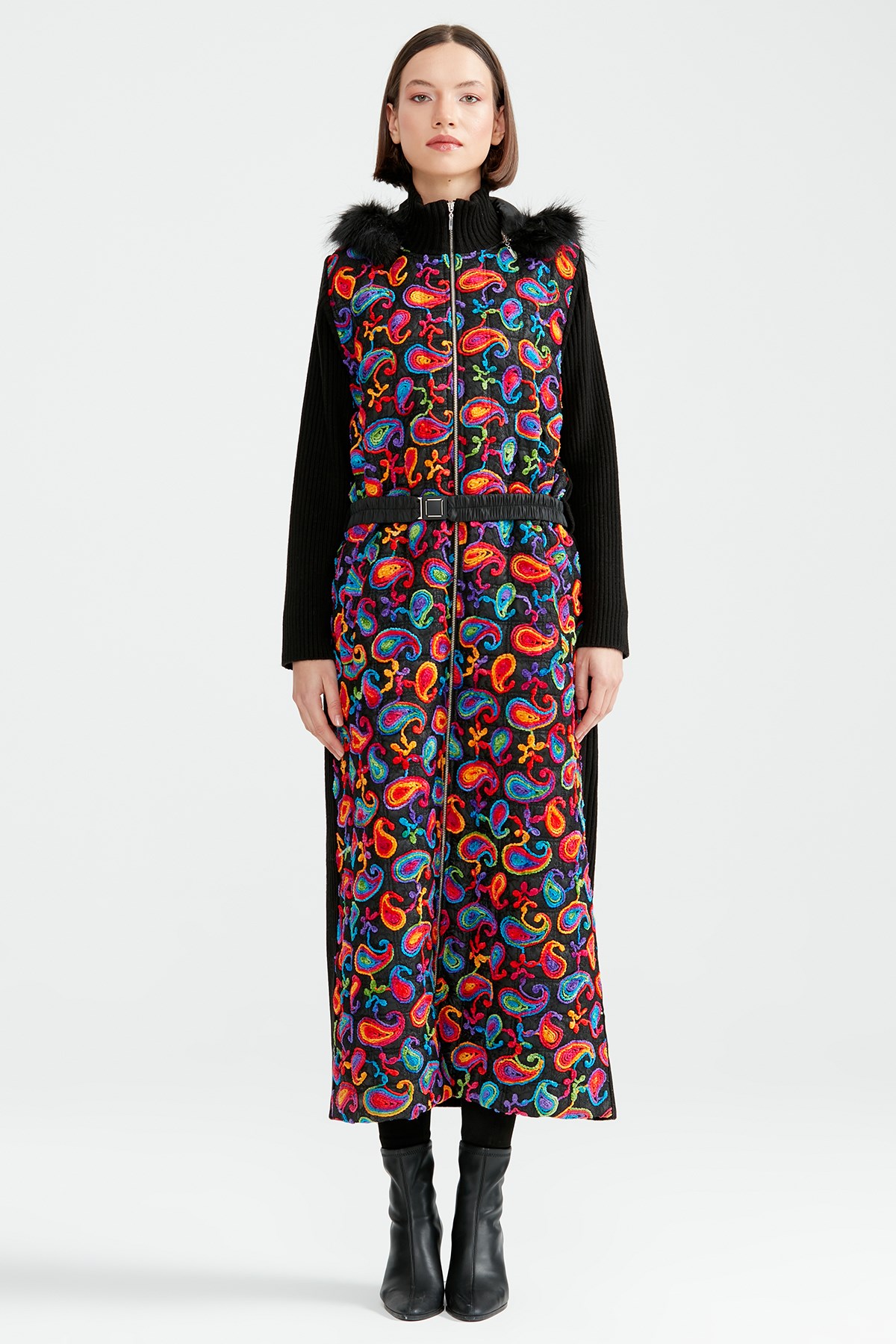 ŞAL DESENLİ KAPİTONELİ TRİKO KABAN SİYAH