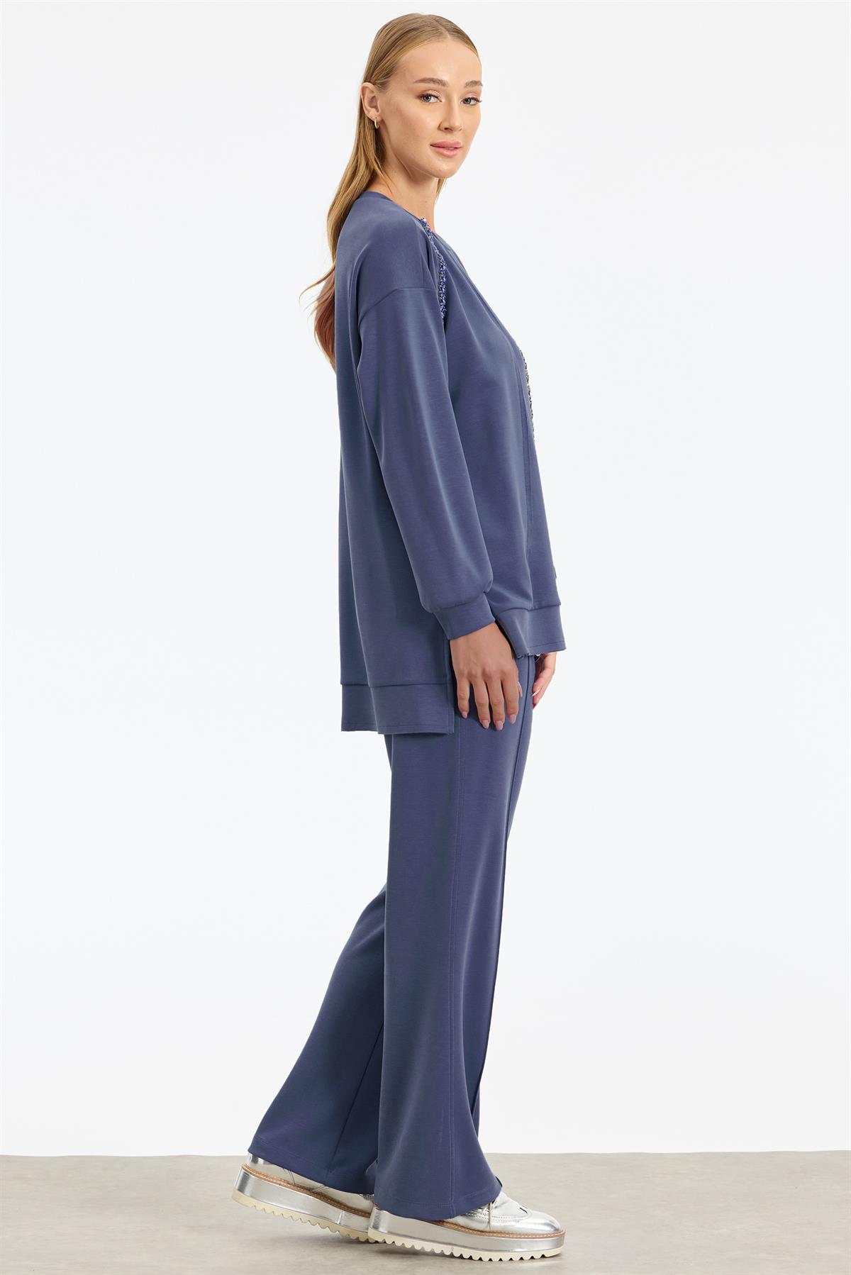 Şerit Kristal Taş Detaylı Pantolonlu Takım İNDİGO