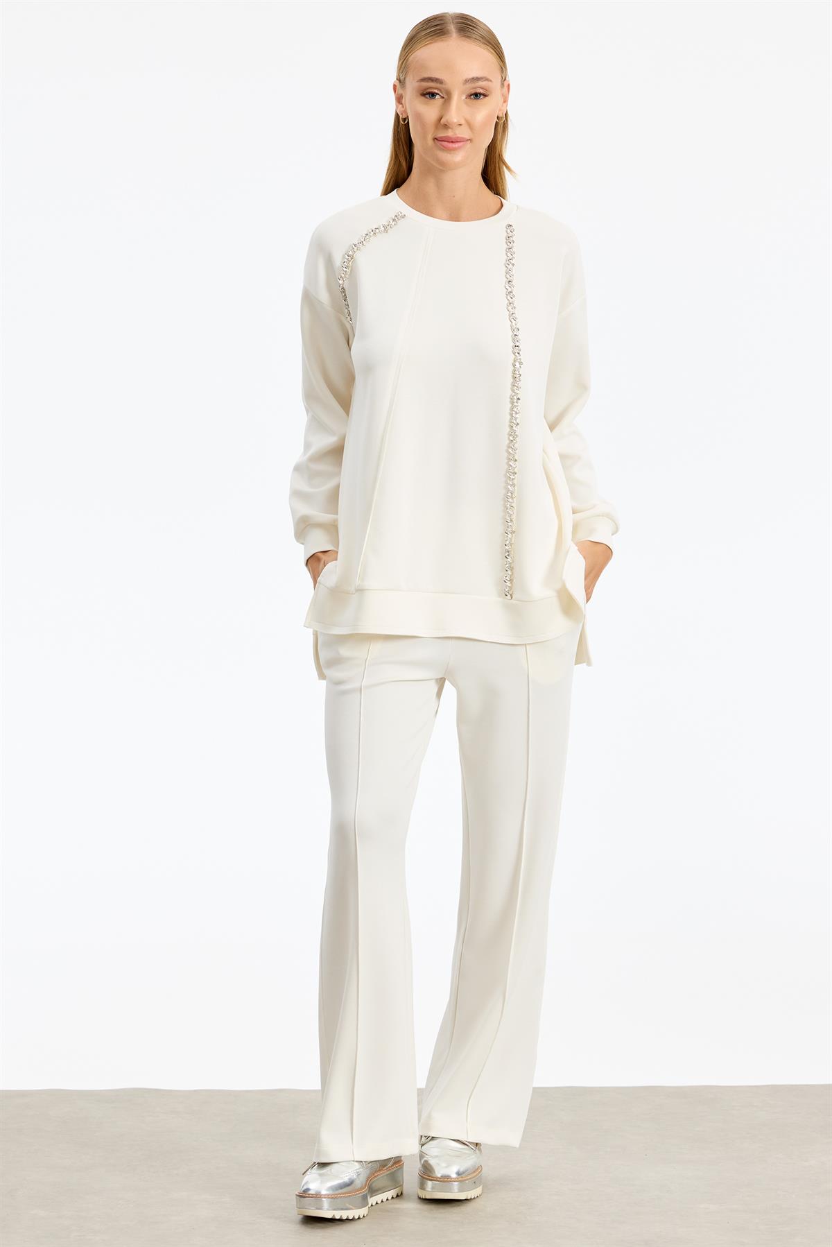 Şerit Kristal Taş Detaylı Pantolonlu Takım EKRU