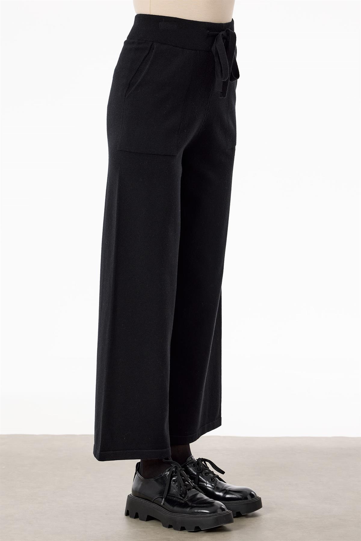 Şerit Payet Detaylı Pantolonlu Triko takım SİYAH