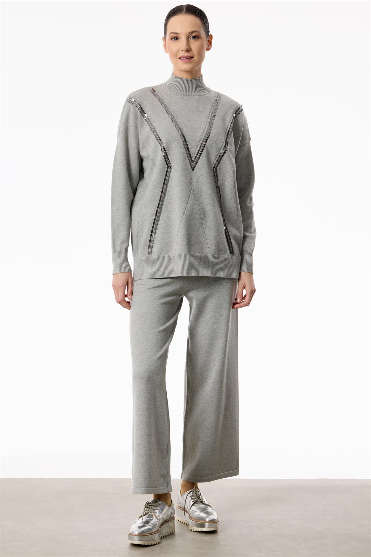Şerit Payet Detaylı Pantolonlu Triko takım GRİ
