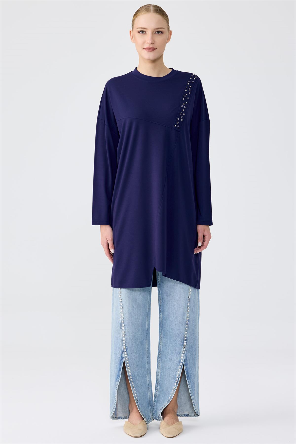 Sıfır Yaka Taş İşlemeli Tunik LACİVERT