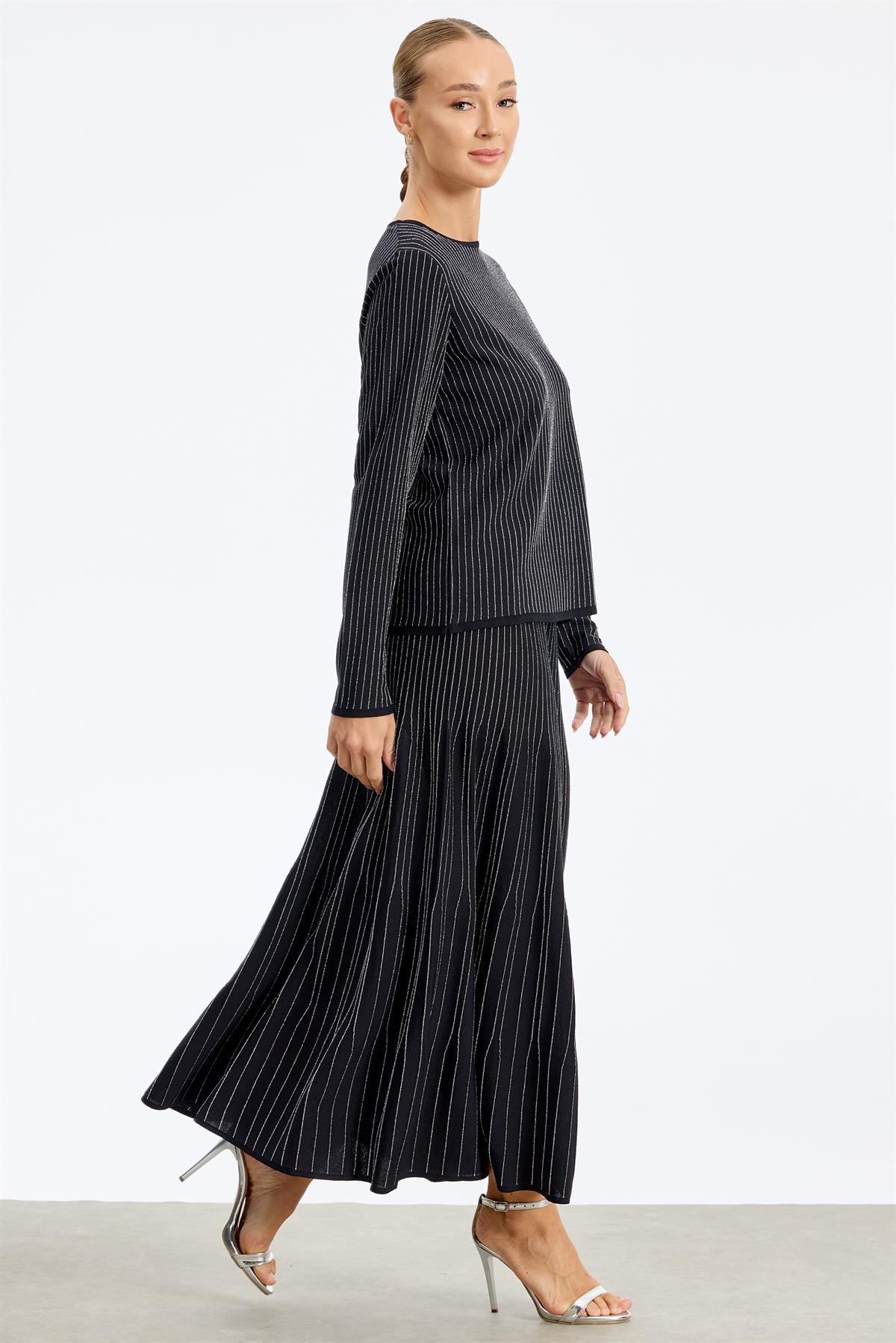 Simli Etekli Rayon Takım SİYAH