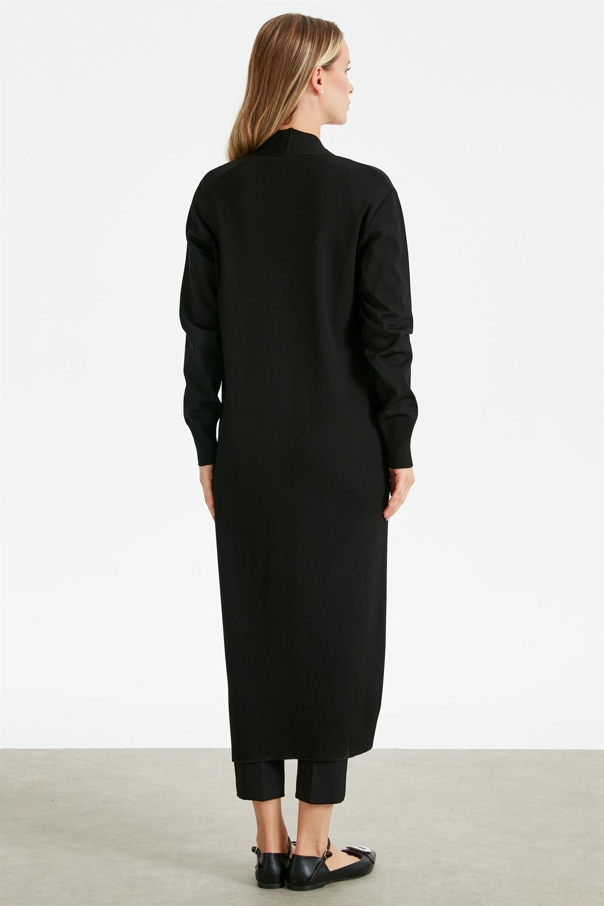 SOSİS CEPLİ BASIC RAYON HIRKA SİYAH