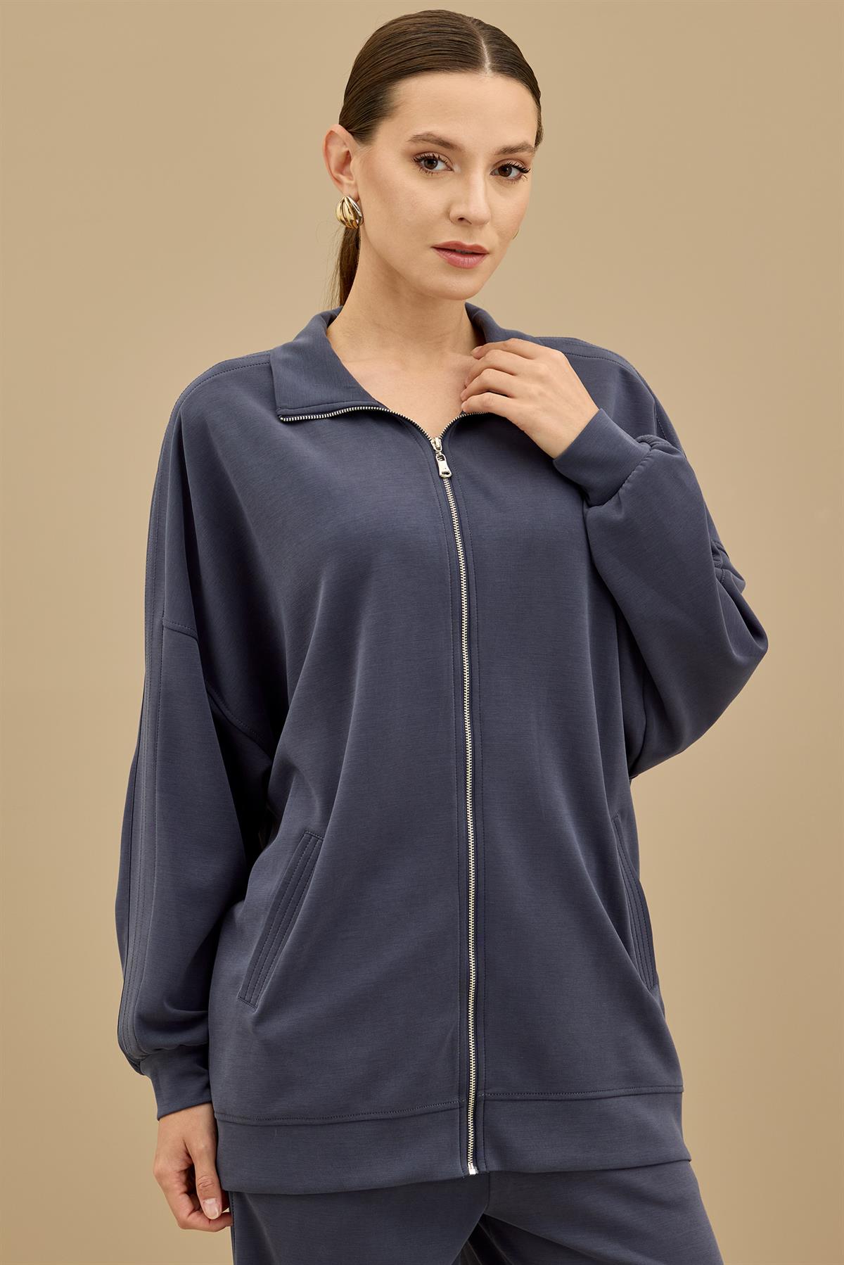 Spor Dikiş Detaylı Paçaları Çıtçıtlı Takım LACİVERT