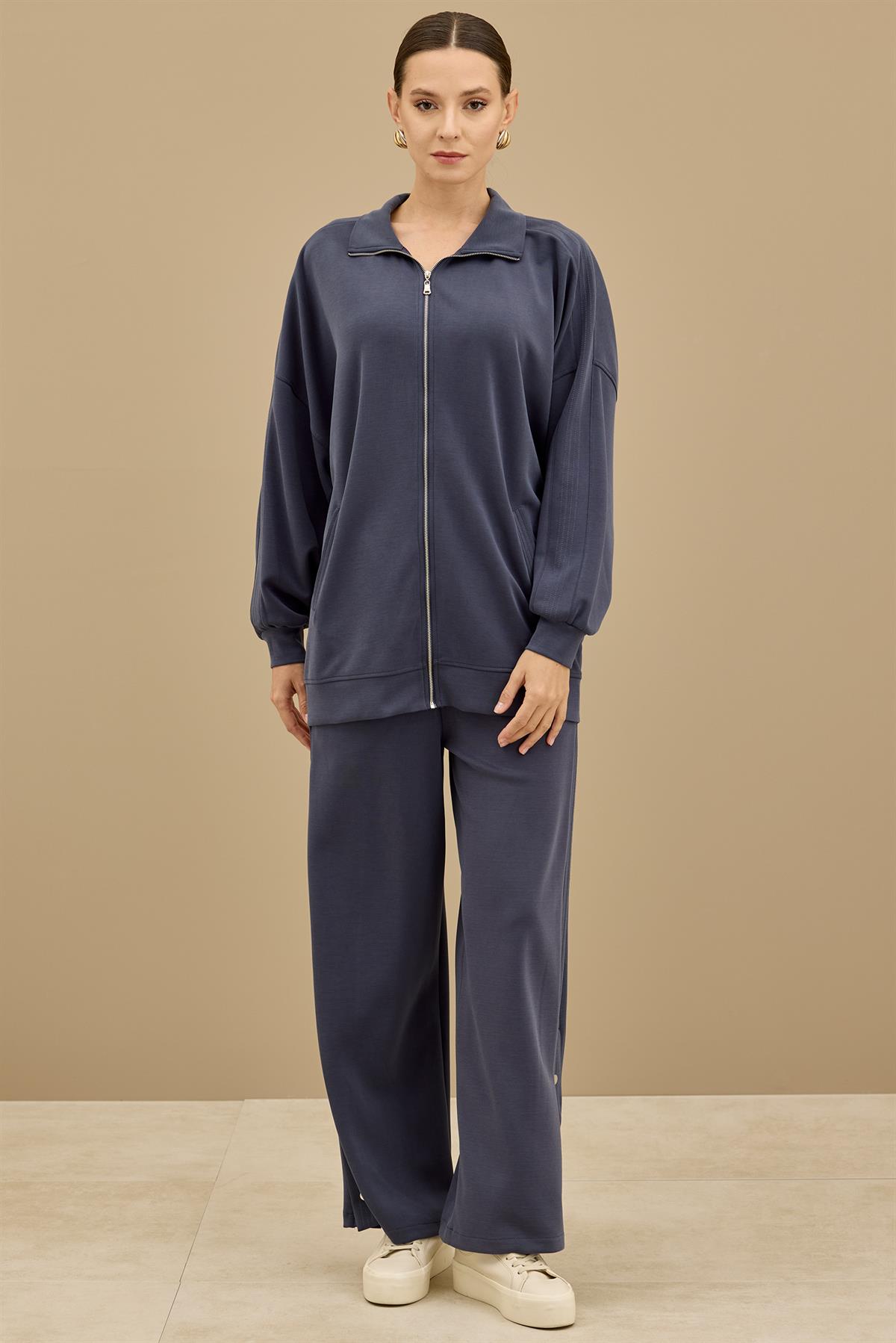 Spor Dikiş Detaylı Paçaları Çıtçıtlı Takım LACİVERT