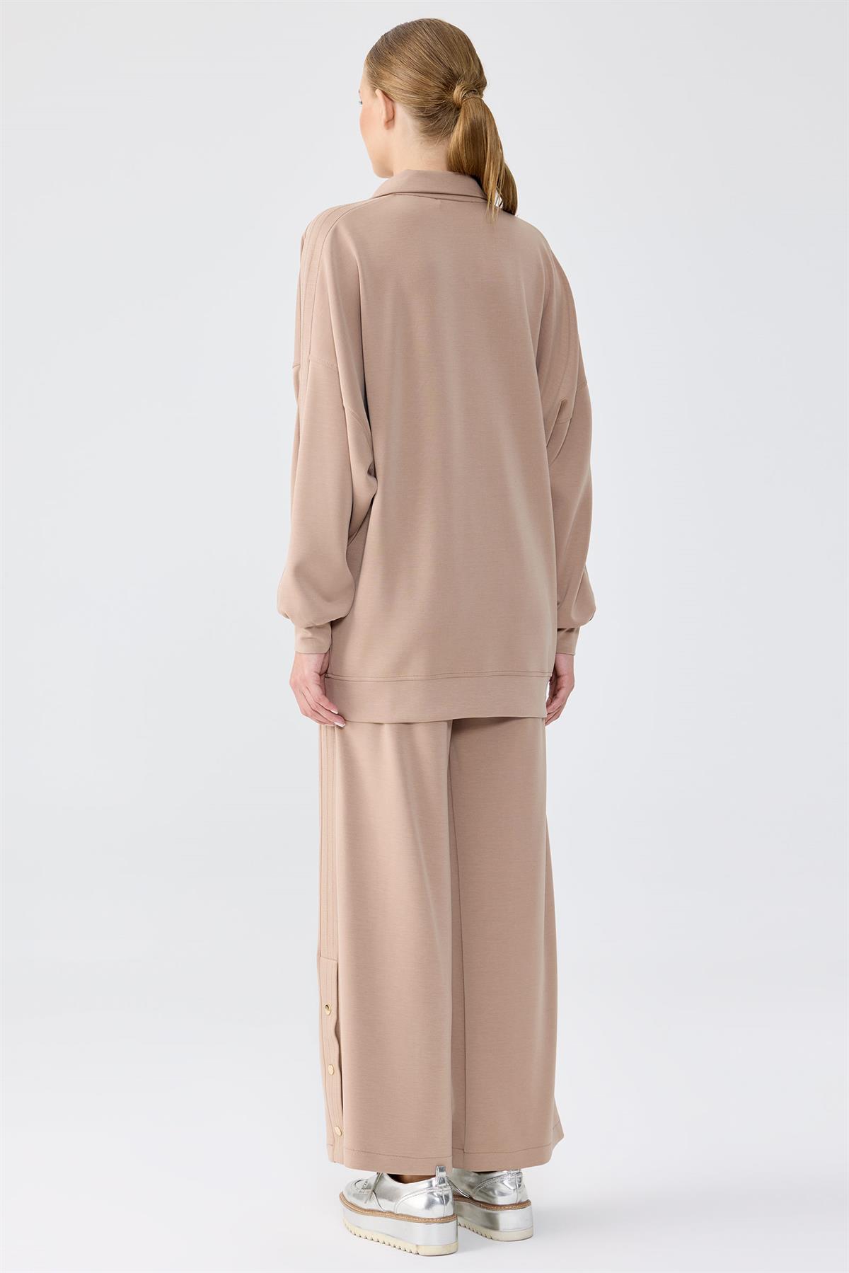 Spor Dikiş Detaylı Paçaları Çıtçıtlı Takım CAMEL