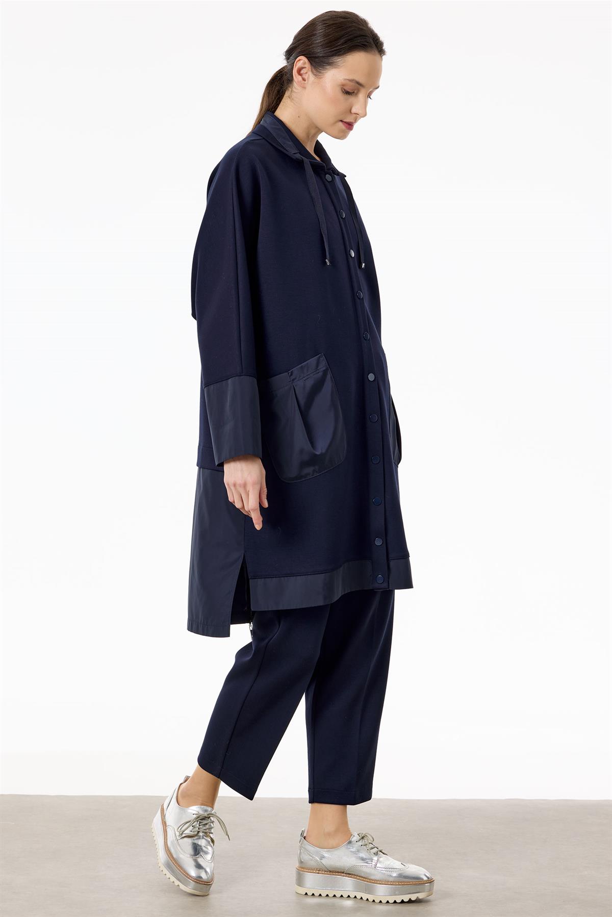 Teknik Kumaş Detaylı Önden Çıtçıtlı Takım LACİVERT