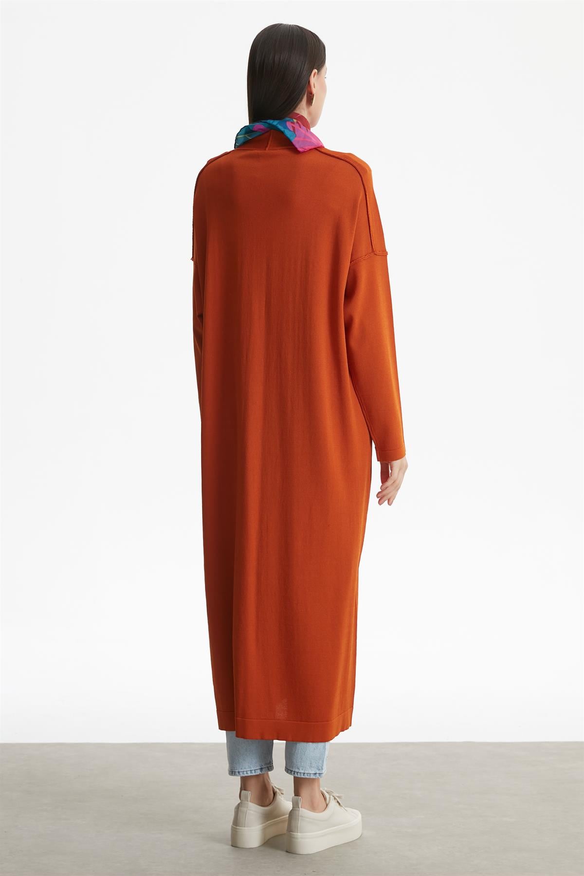 TERS  DİKİŞ DETAYLI RAYON HIRKA ORANJ