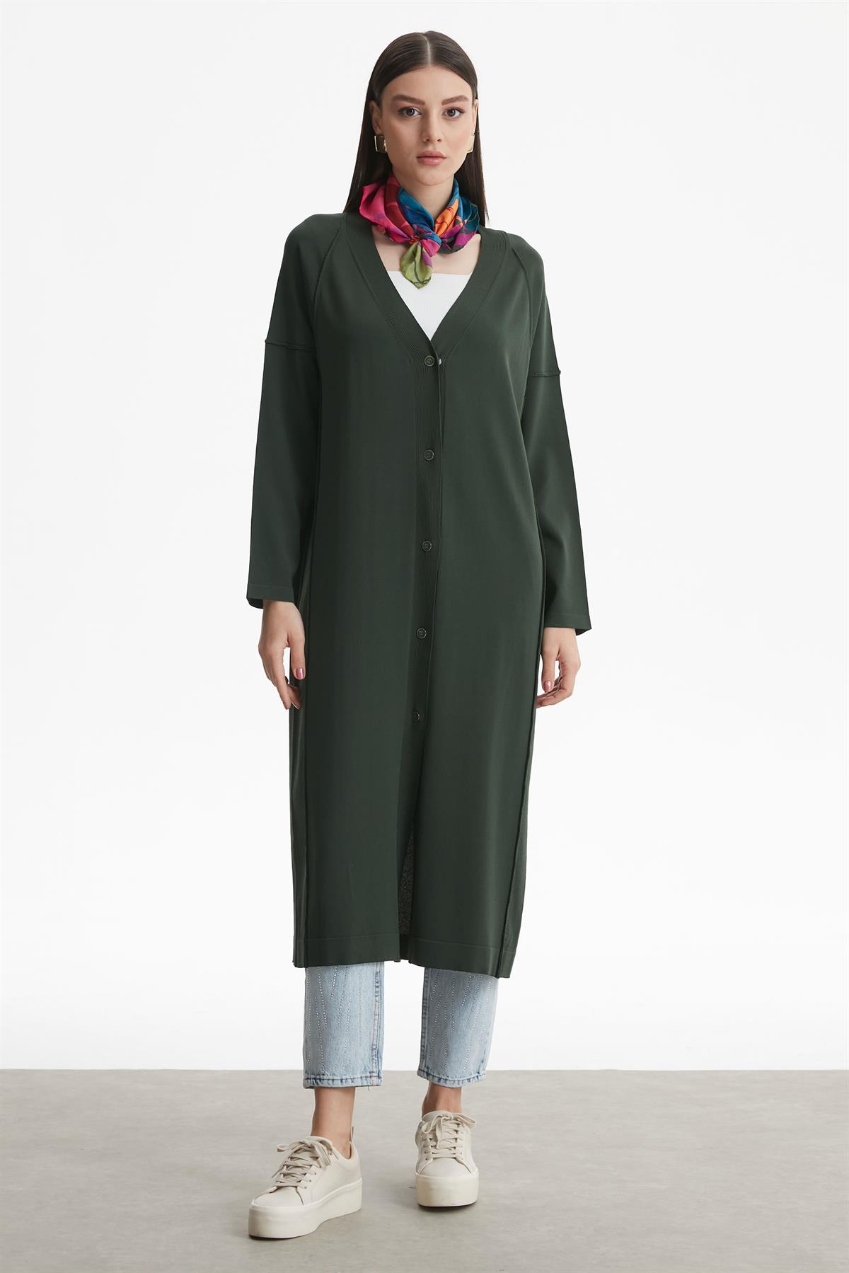 TERS  DİKİŞ DETAYLI RAYON HIRKA YEŞİL