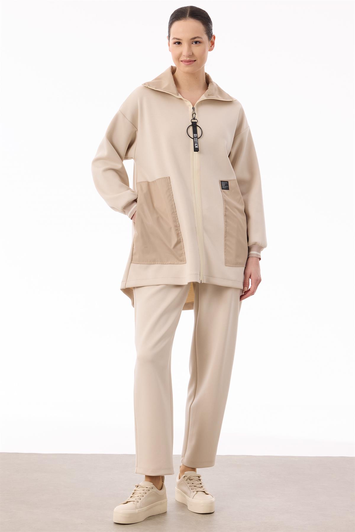 Triko Ve Teknik Kumaş Detaylı Takım BEJ