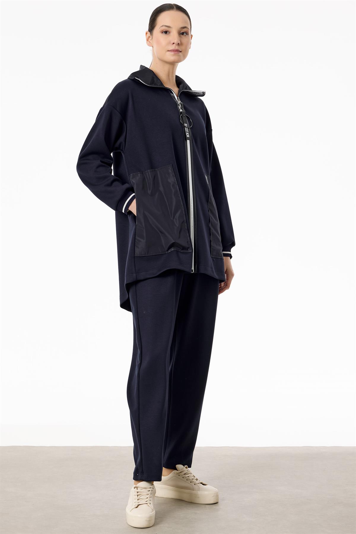 Triko Ve Teknik Kumaş Detaylı Takım LACİVERT