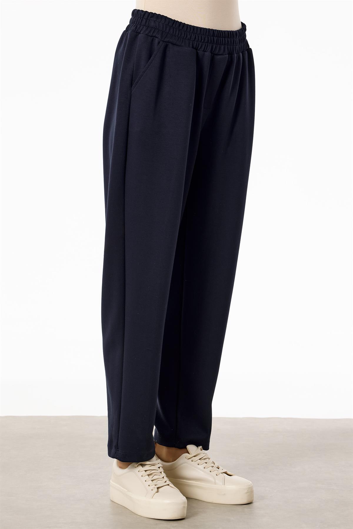 Triko Ve Teknik Kumaş Detaylı Takım LACİVERT