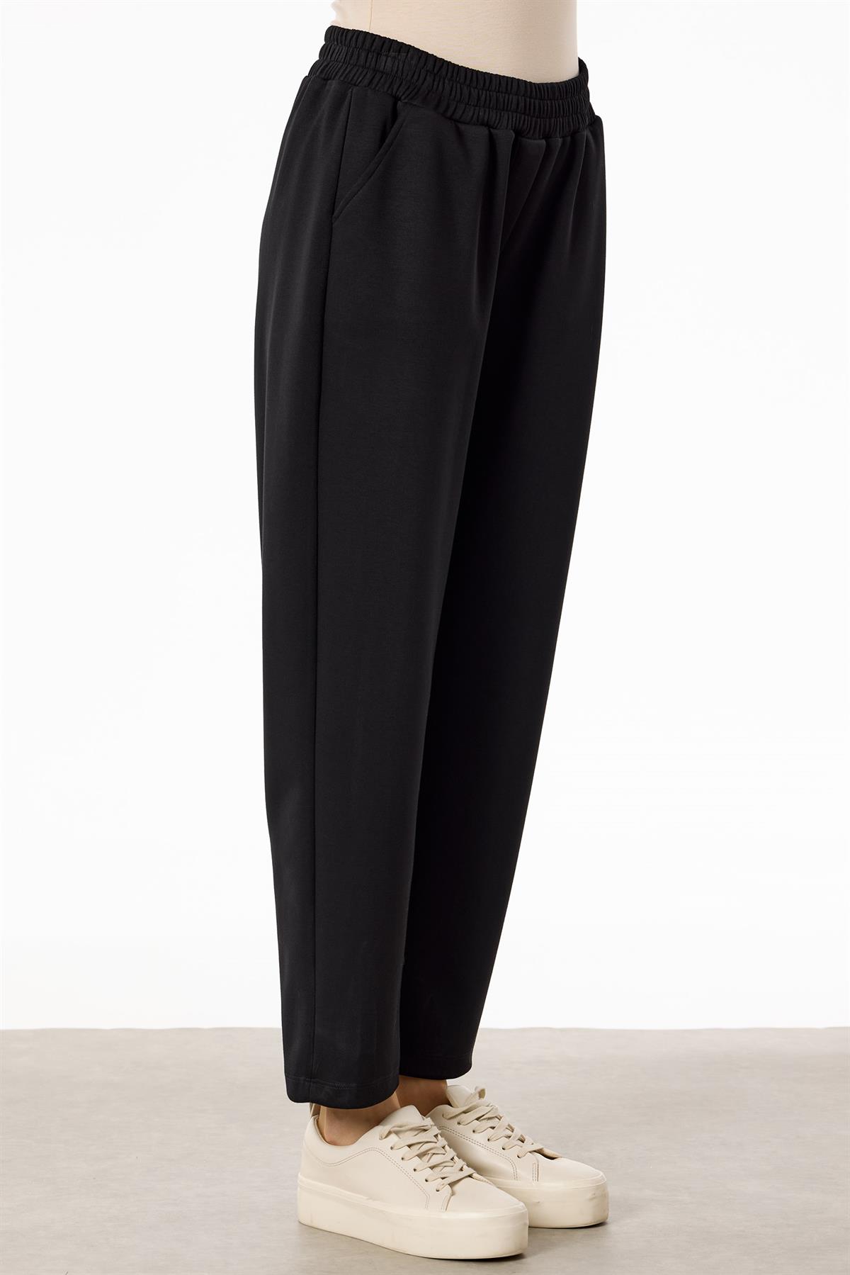 Triko Ve Teknik Kumaş Detaylı Takım SİYAH