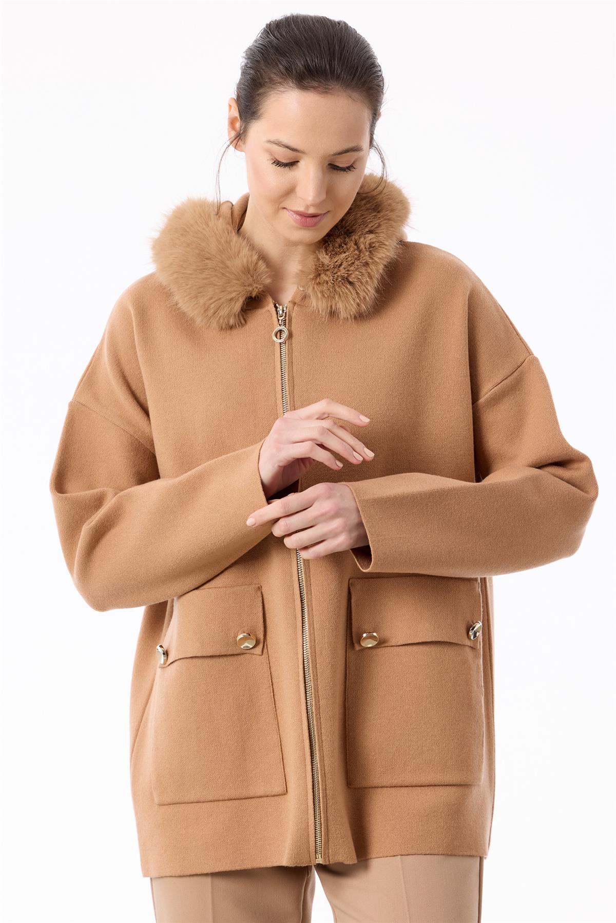 Yakası Kürklü Triko Hırka CAMEL