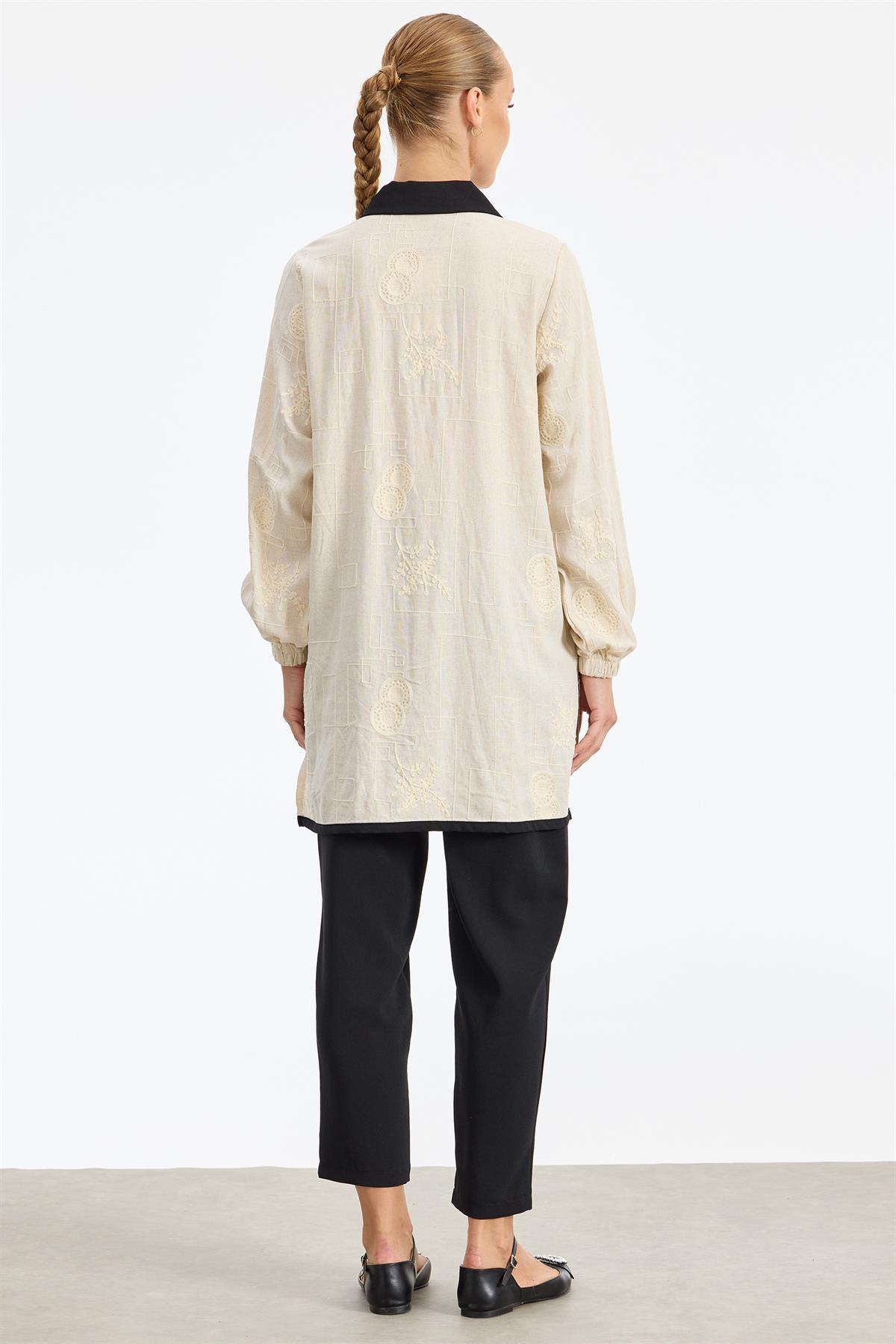 Yakası ve  Bantı  Renk Detaylı Takım KETEN