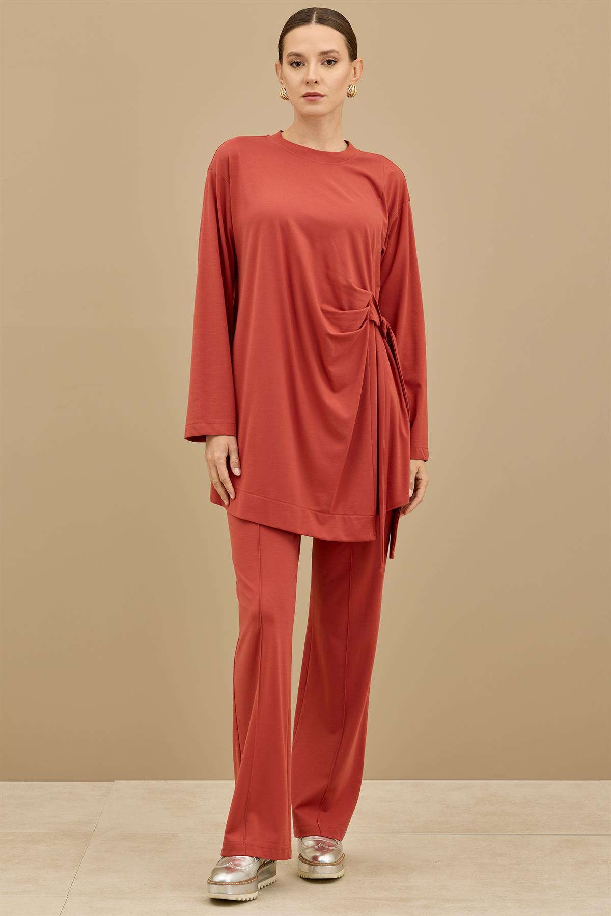 Yandan Bağlamalı Dublesi Kollu Takım KİREMİT