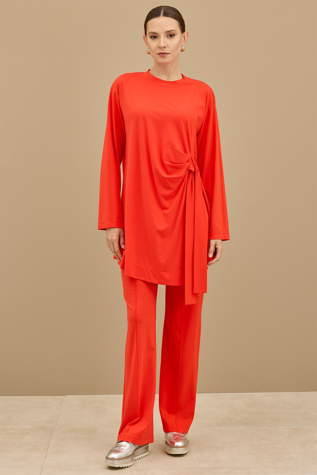 Yandan Bağlamalı Dublesi Kollu Takım KIRMIZI