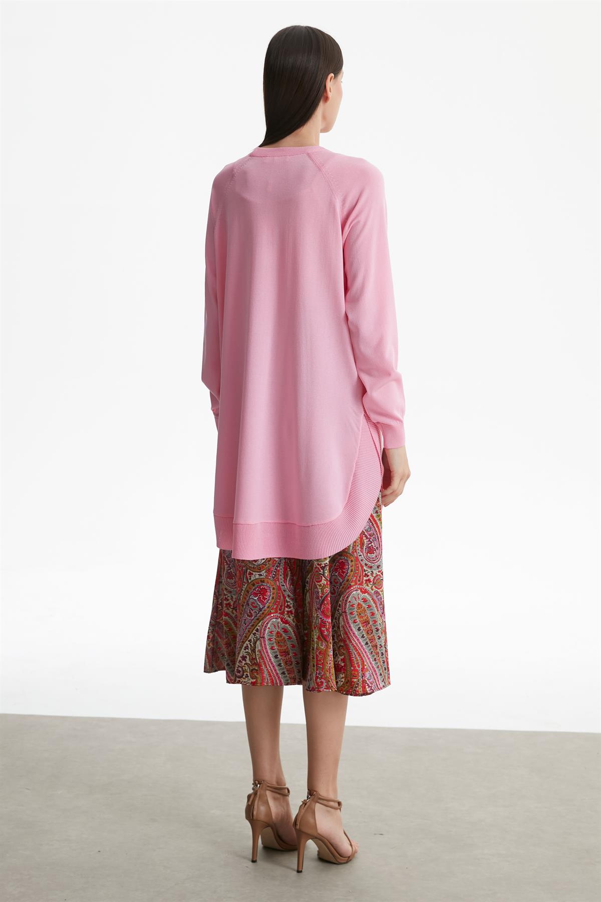 YANLARI OVEL RAYON TUNİK PEMBE