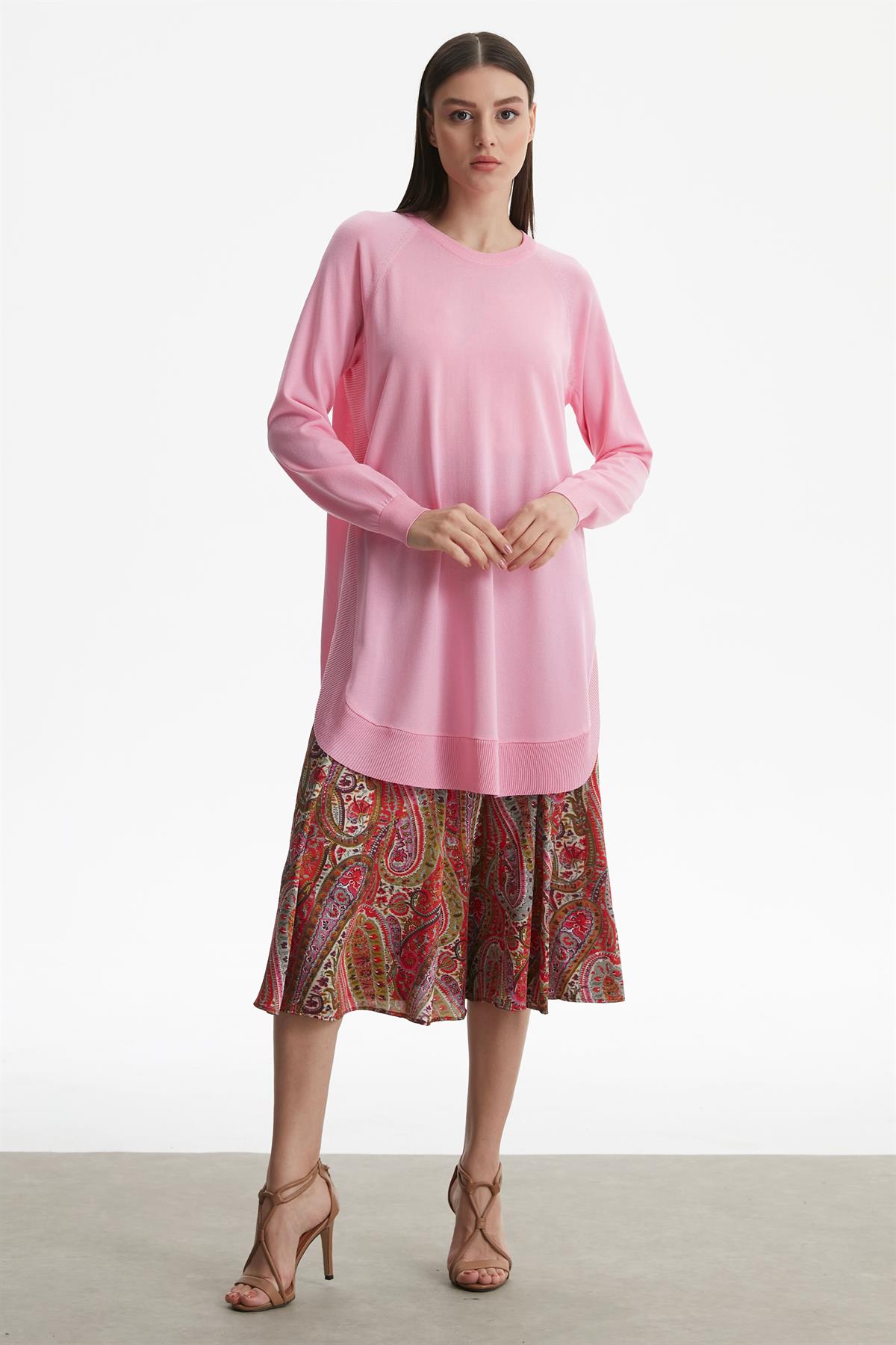 YANLARI OVEL RAYON TUNİK PEMBE