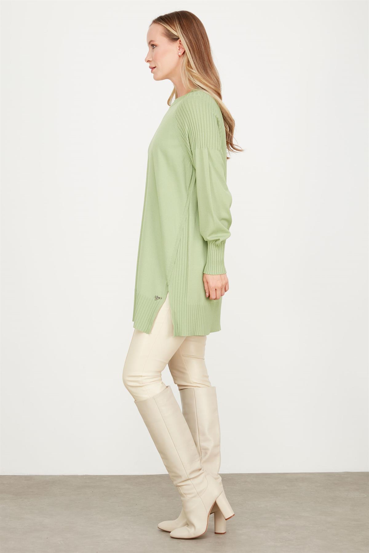 YANLARI YIRTMAÇLI RAYON TUNİK MİNT