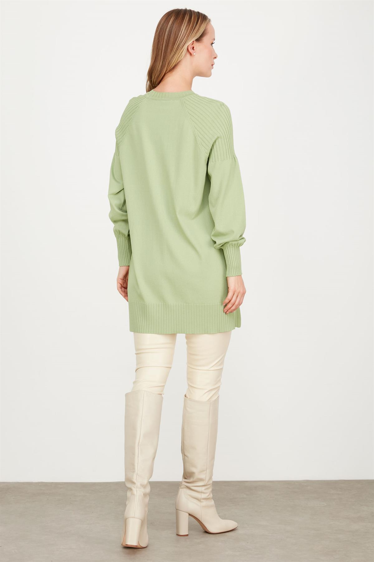 YANLARI YIRTMAÇLI RAYON TUNİK MİNT