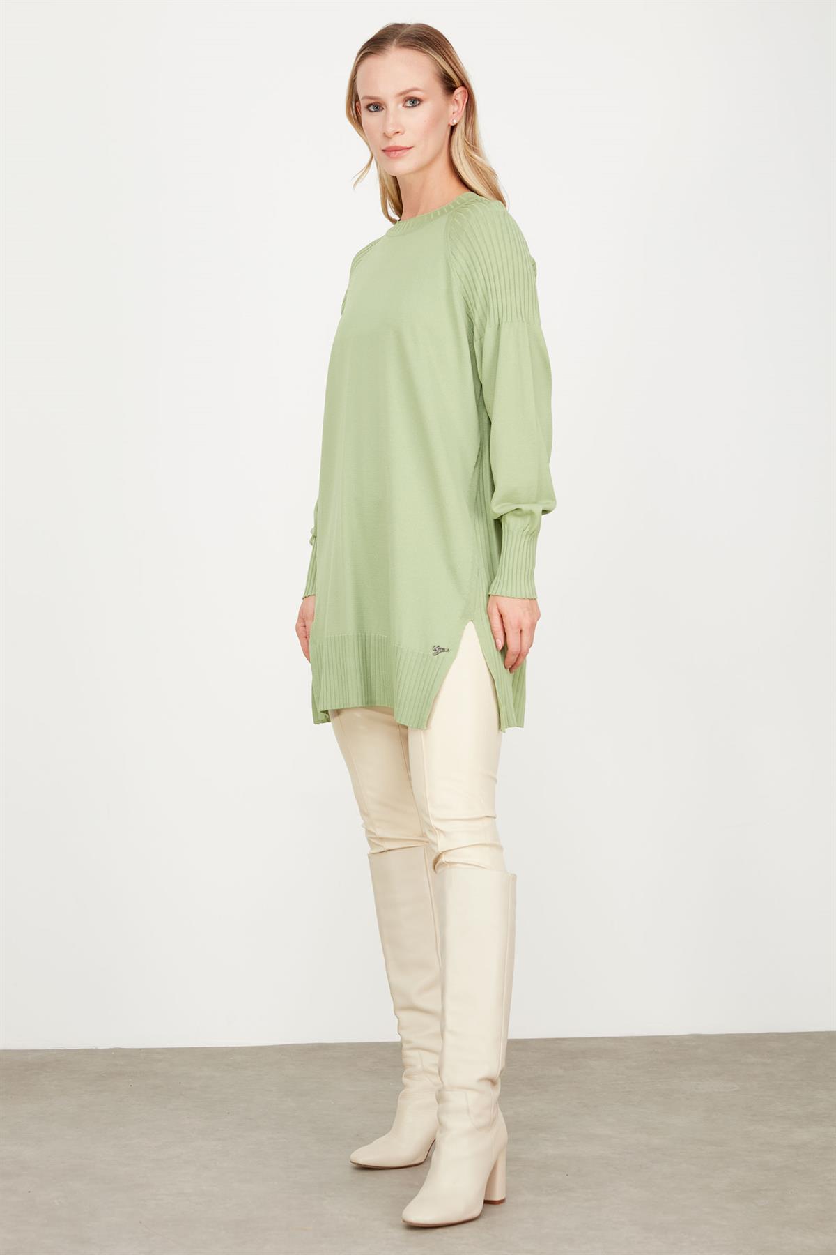 YANLARI YIRTMAÇLI RAYON TUNİK MİNT