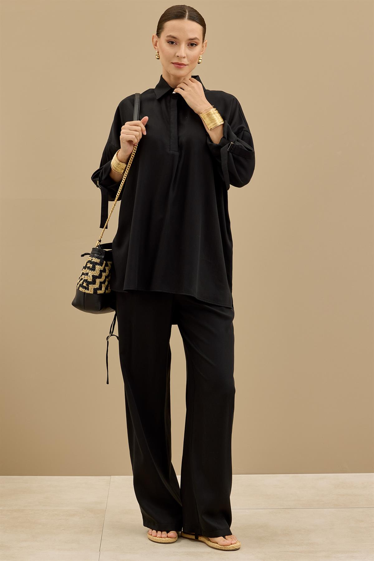 Yarım Patlı Apoletli Pantolon Tunik Takım SİYAH