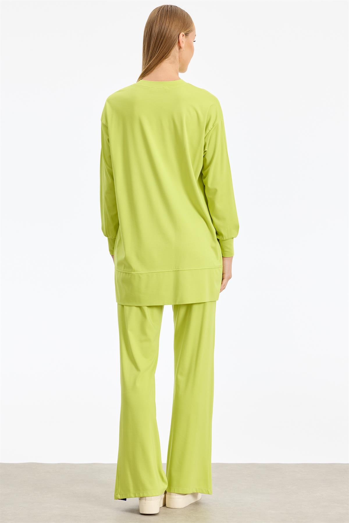 Yırtmacı Çiçek Kombinli Örme Takım ASİT