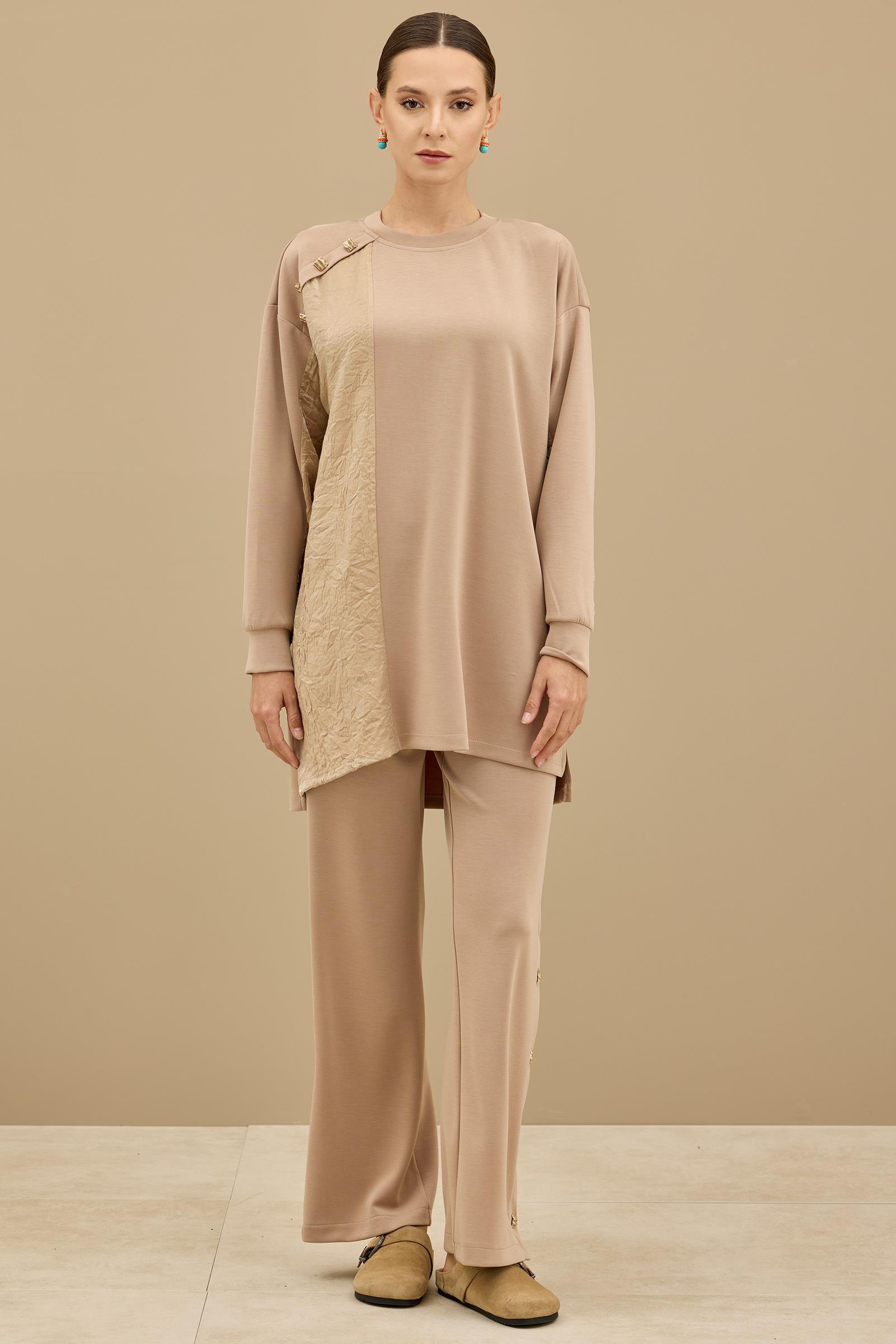 Kraş Mixli Düğme Detaylı Pantolonlu Takım CAMEL
