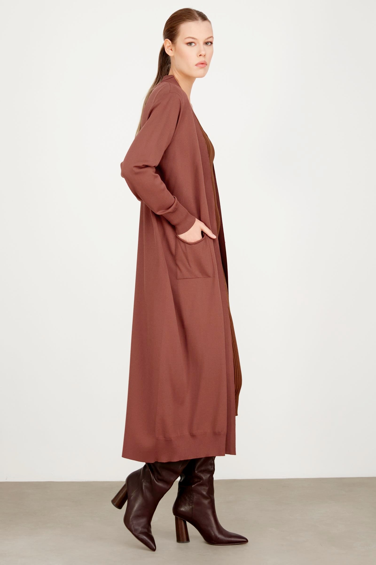 SOSİS CEPLİ BASIC RAYON HIRKA TABA