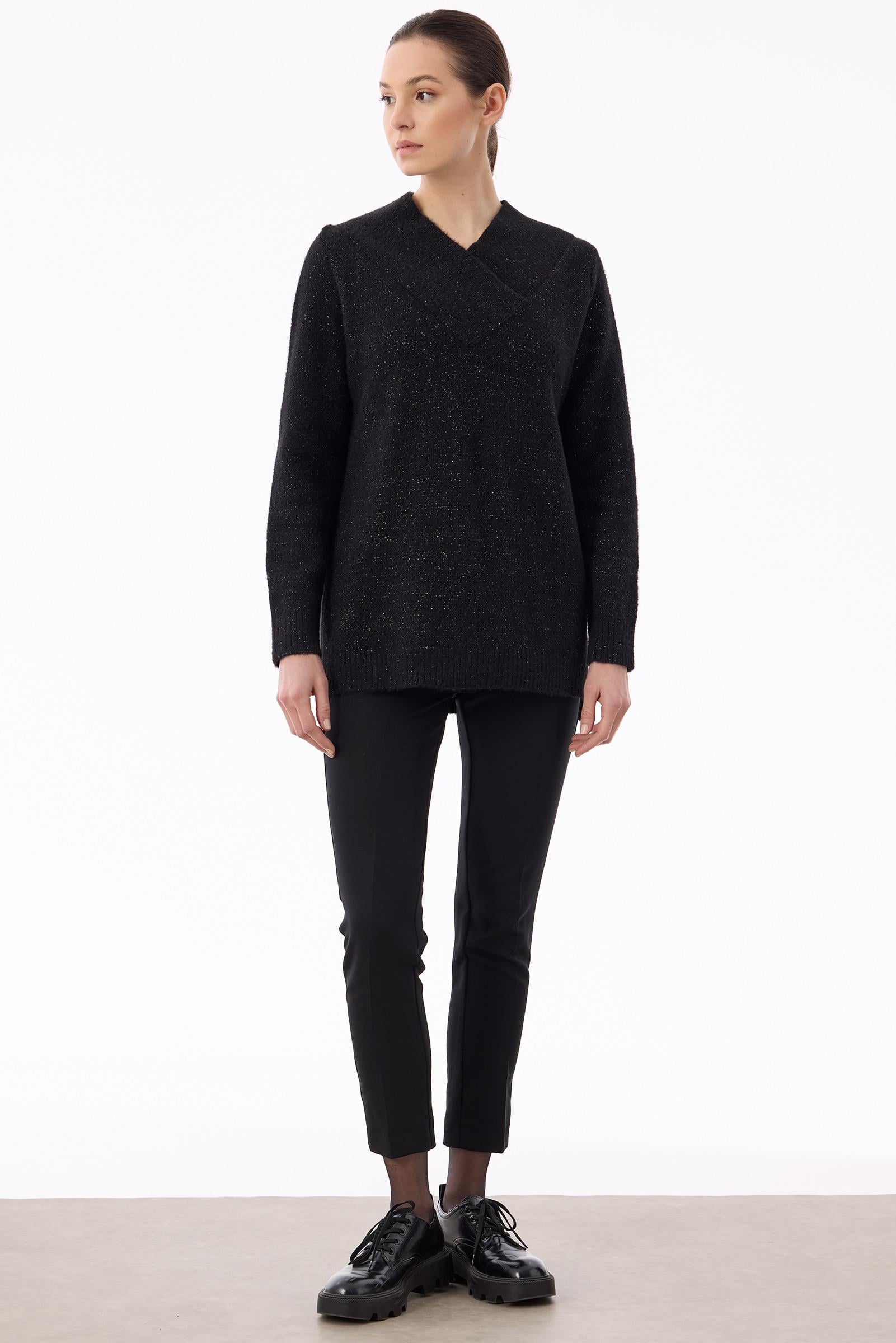 V Yaka Pullu Tunik SİYAH